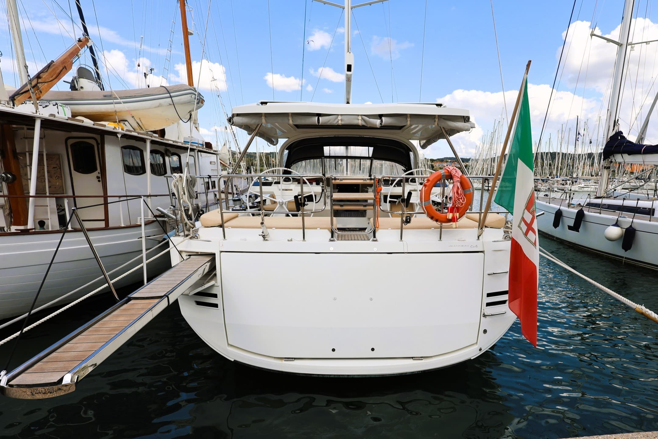 2019 Jeanneau 64 zum Verkauf in Civitavecchia, IT Monohull 5