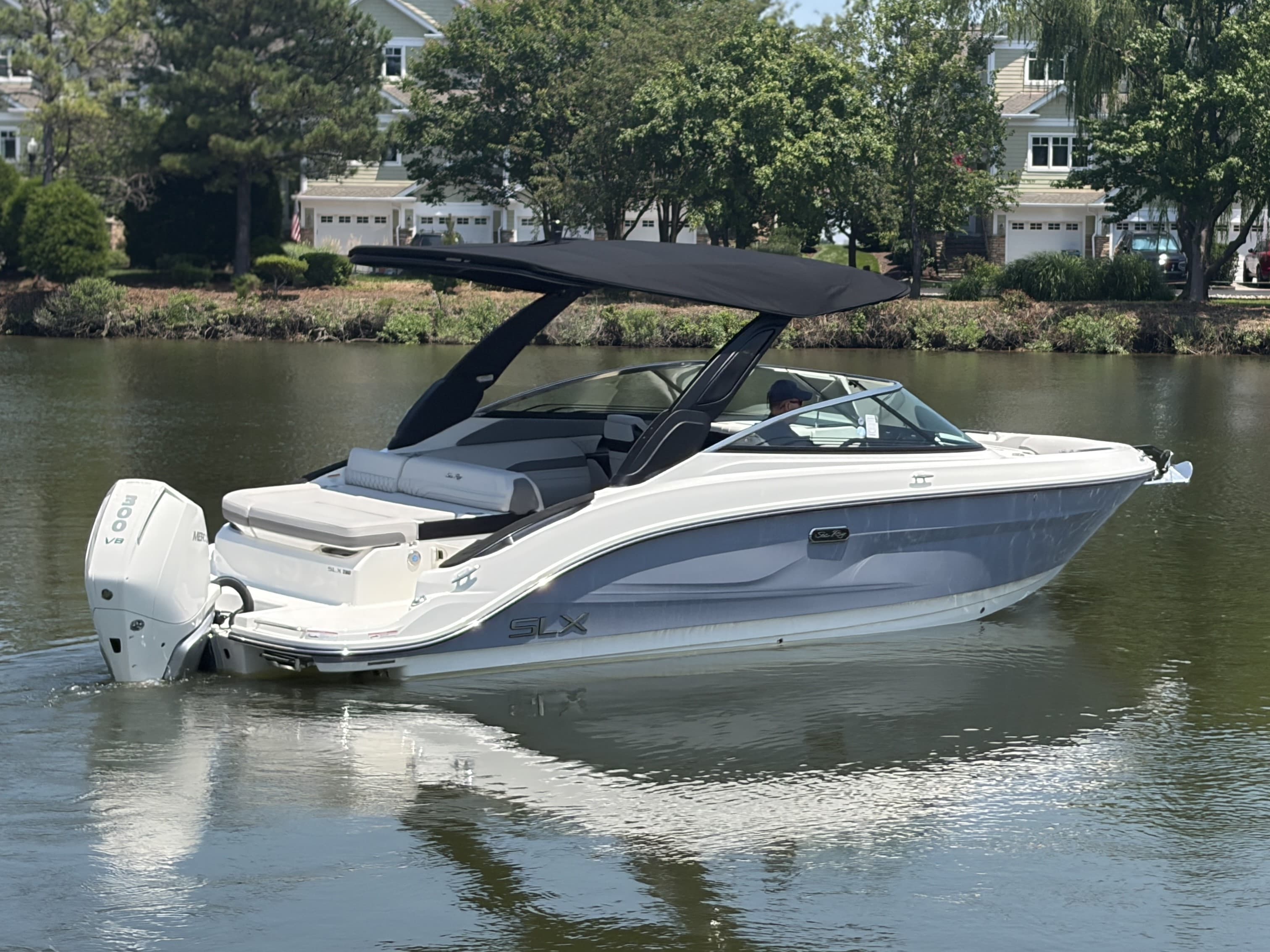 2026 Sea Ray SLX 260 Outboard for Sale in Grasonville, MD Bowrider 2