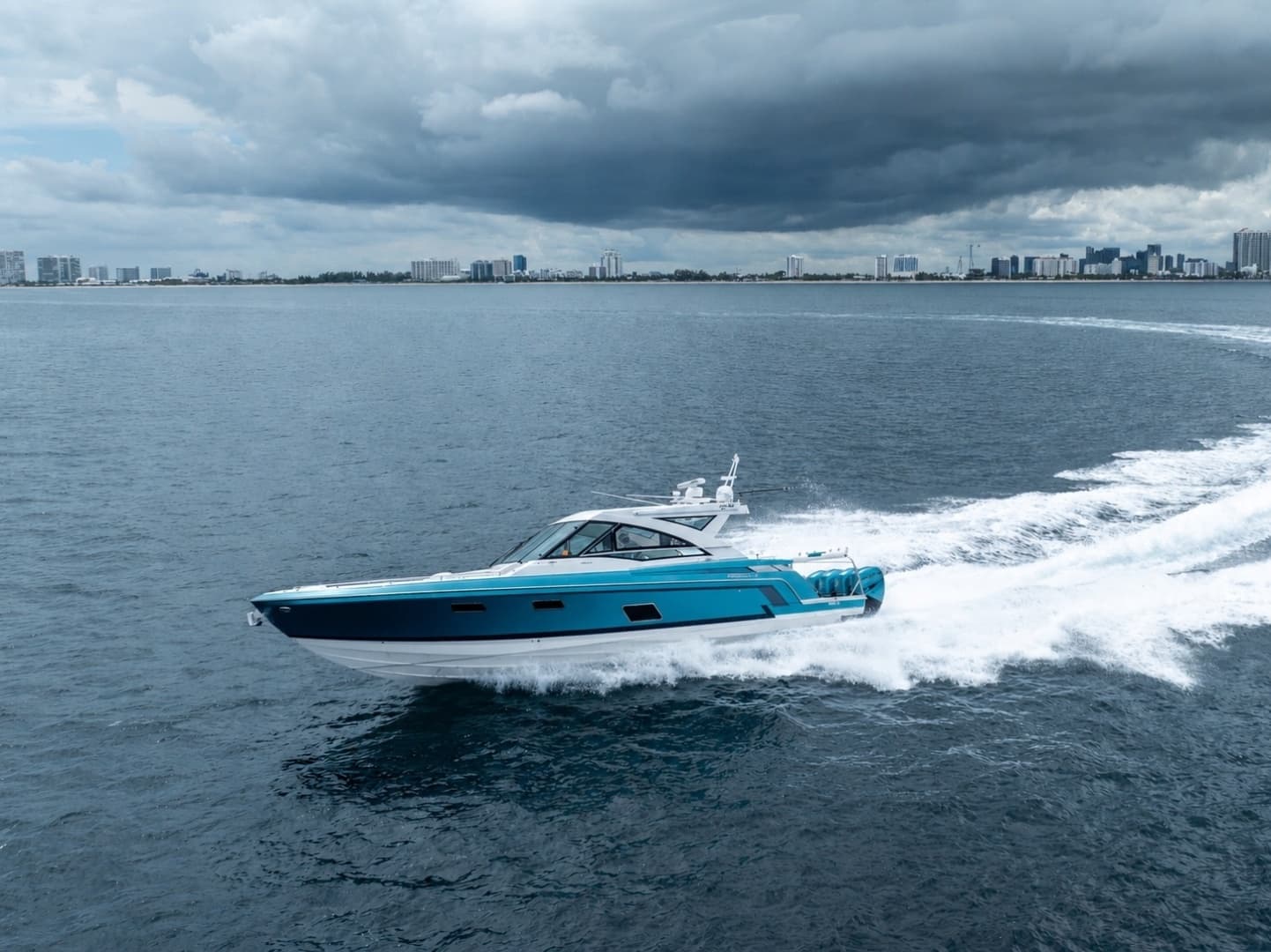 2021 Formula Boats 430 All Sport Crossover à vendre à Fort Lauderdale, Florida Sport Cruiser 5