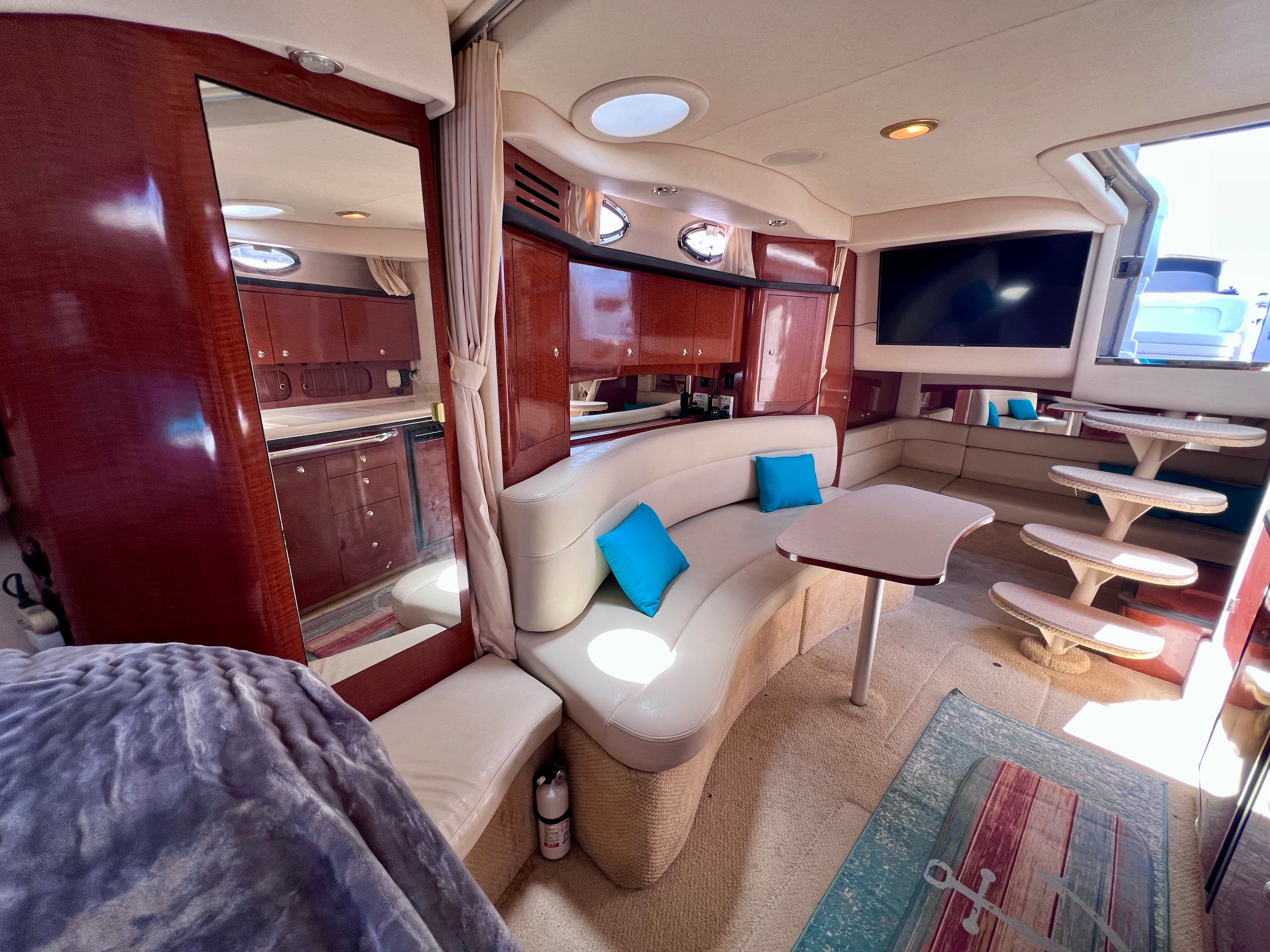 2003 Sea Ray Sundancer 340 zum Verkauf in San Diego, California Express Cruiser 4