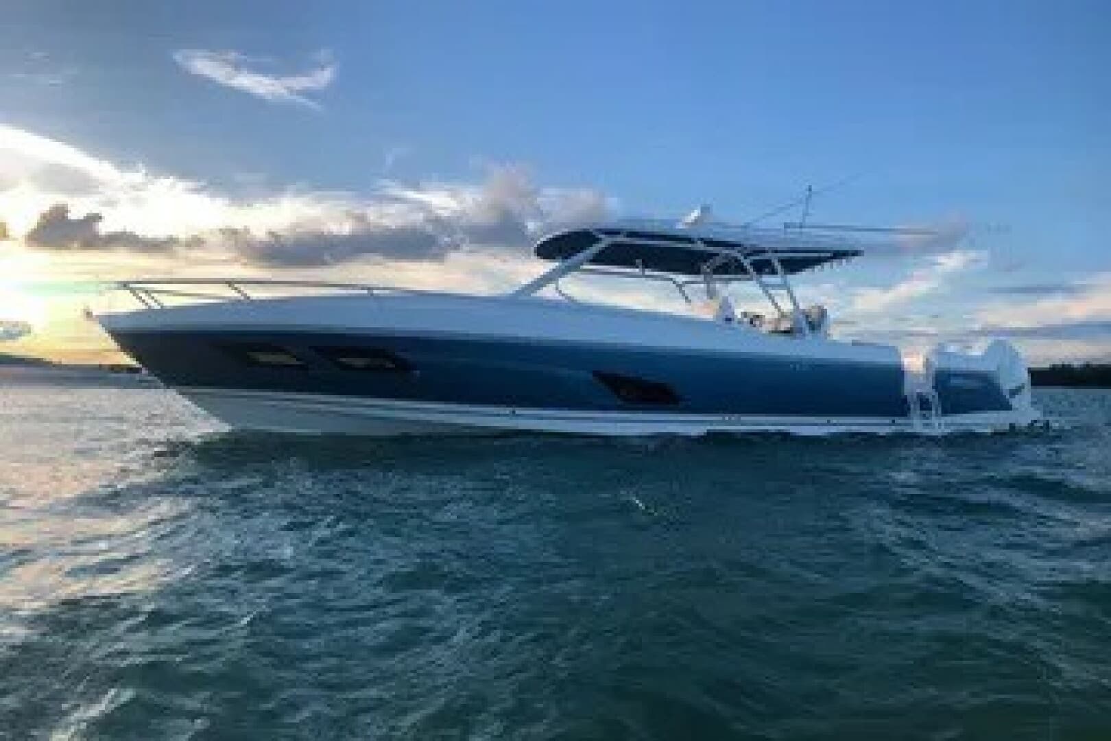 2021 Intrepid Powerboats 409 Valor for Sale in Miami, Florida Center Console