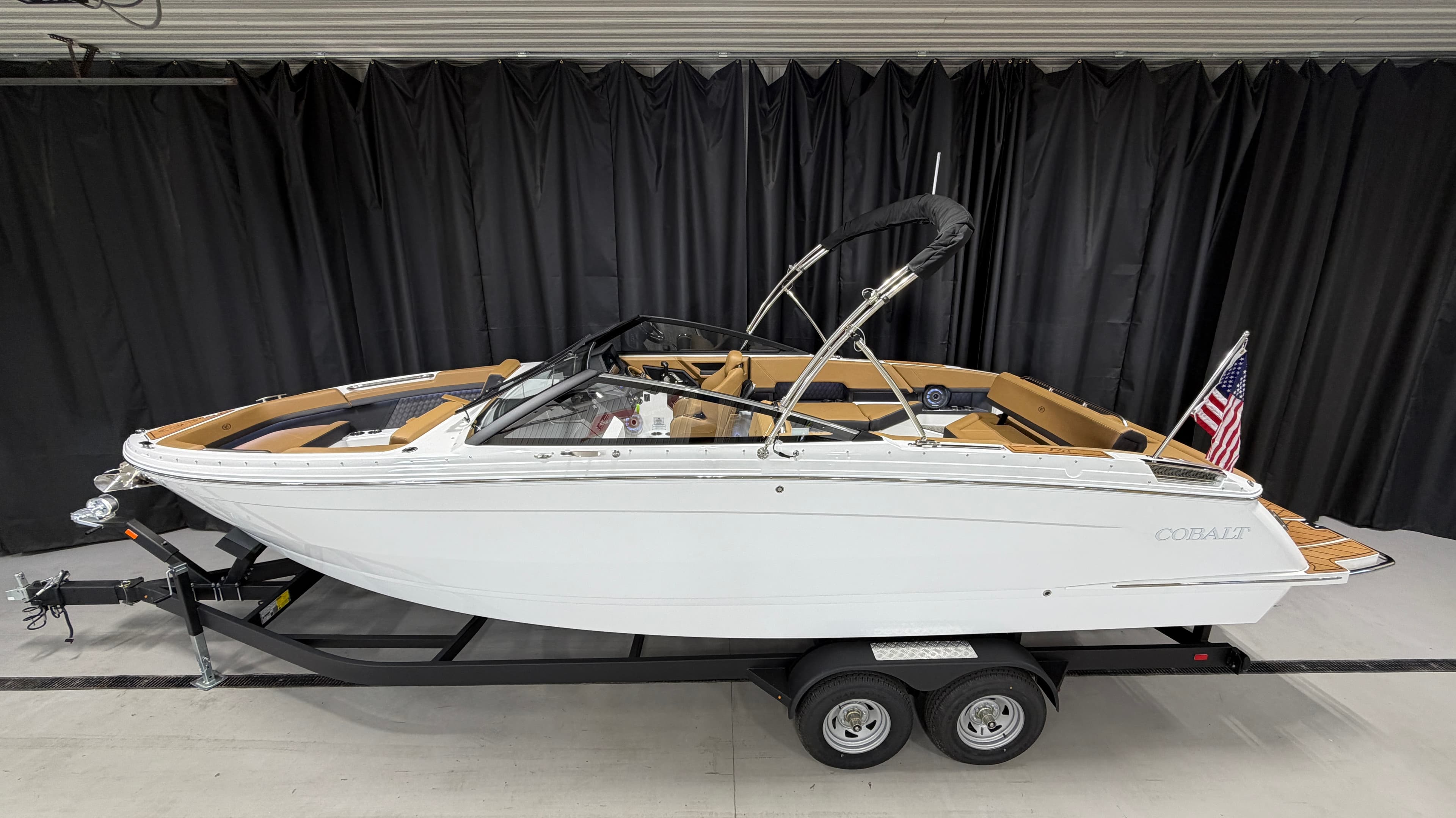2027 Cobalt Boats R8 zum Verkauf in Crosslake, Minnesota Bowrider 2
