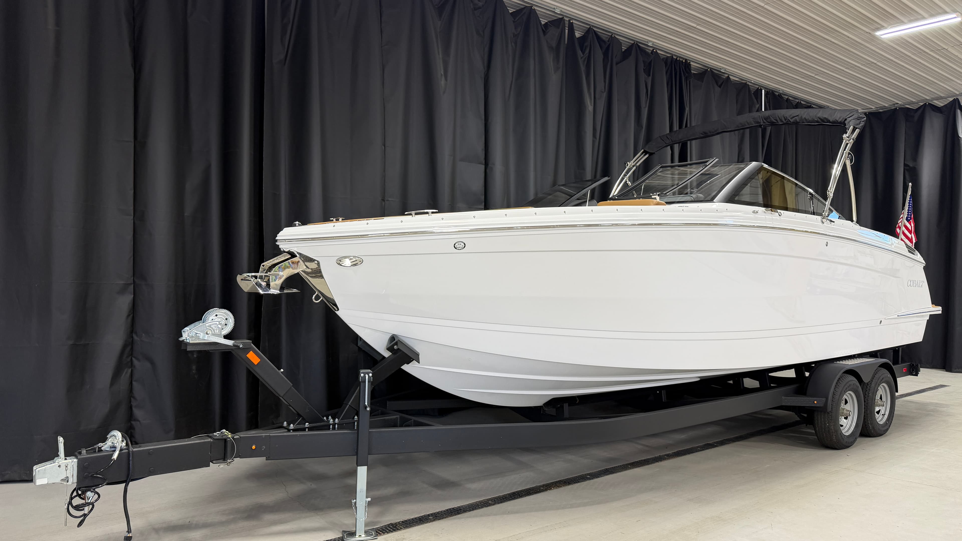 2027 Cobalt Boats R8 zum Verkauf in Crosslake, Minnesota Bowrider 3