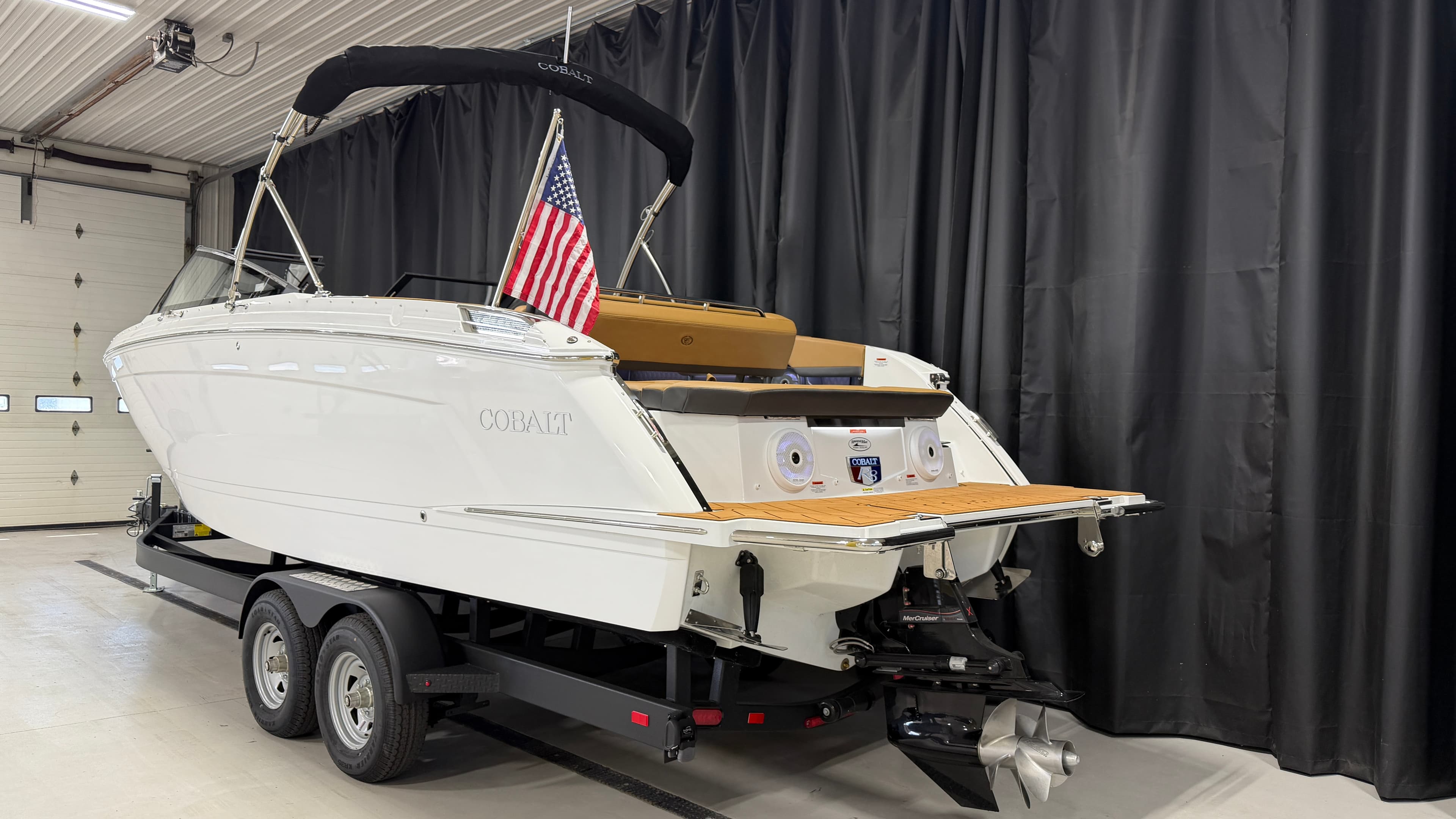 2027 Cobalt Boats R8 zum Verkauf in Crosslake, Minnesota Bowrider 4