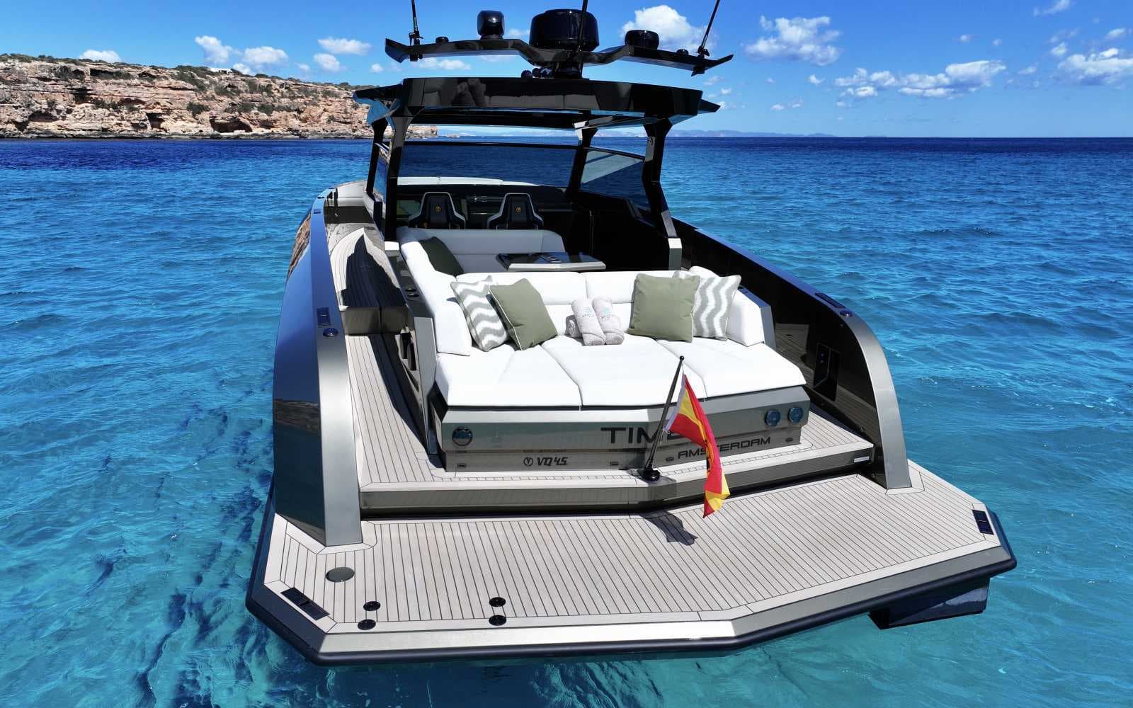 2025 Vanquish Yachts VQ45 a la venta en Eivissa, ES Express Cruiser 4