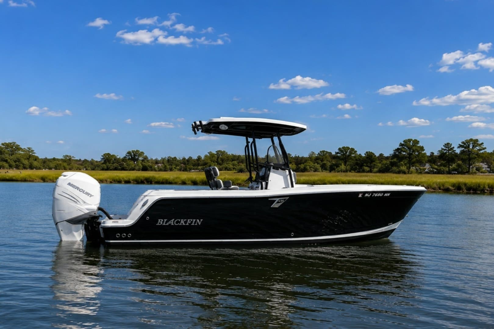2020 Blackfin Boats 242CC a la venta en Pine Beach, New Jersey Center Console