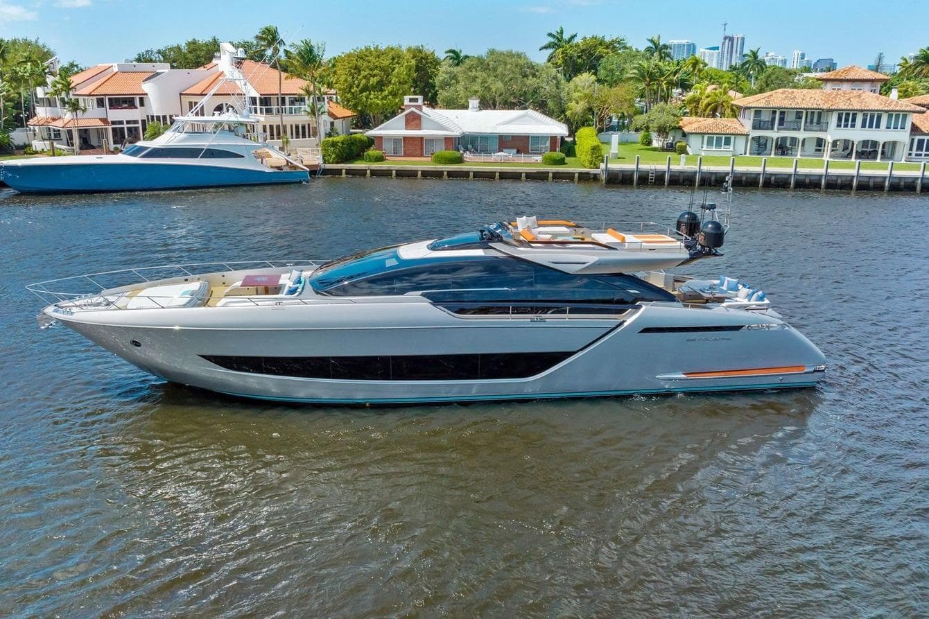 2022 Riva 88' Folgore for Sale in Fort Lauderdale, Florida Sport Cruiser 3