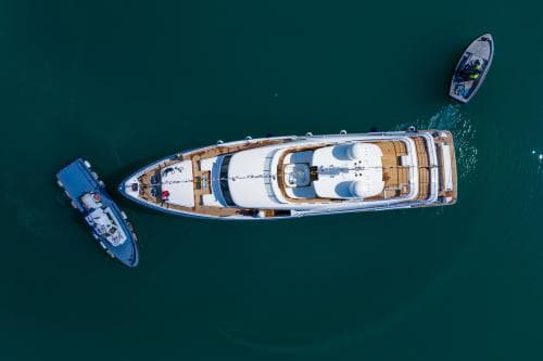 2021 Custom Line 108 in vendita a Imperia, IT Flybridge 2