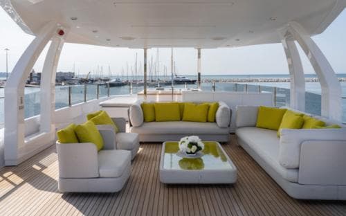 2021 Custom Line 108 in vendita a Imperia, IT Flybridge 3