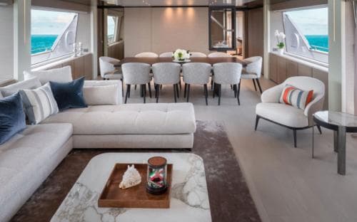 2021 Custom Line 108 in vendita a Imperia, IT Flybridge 5