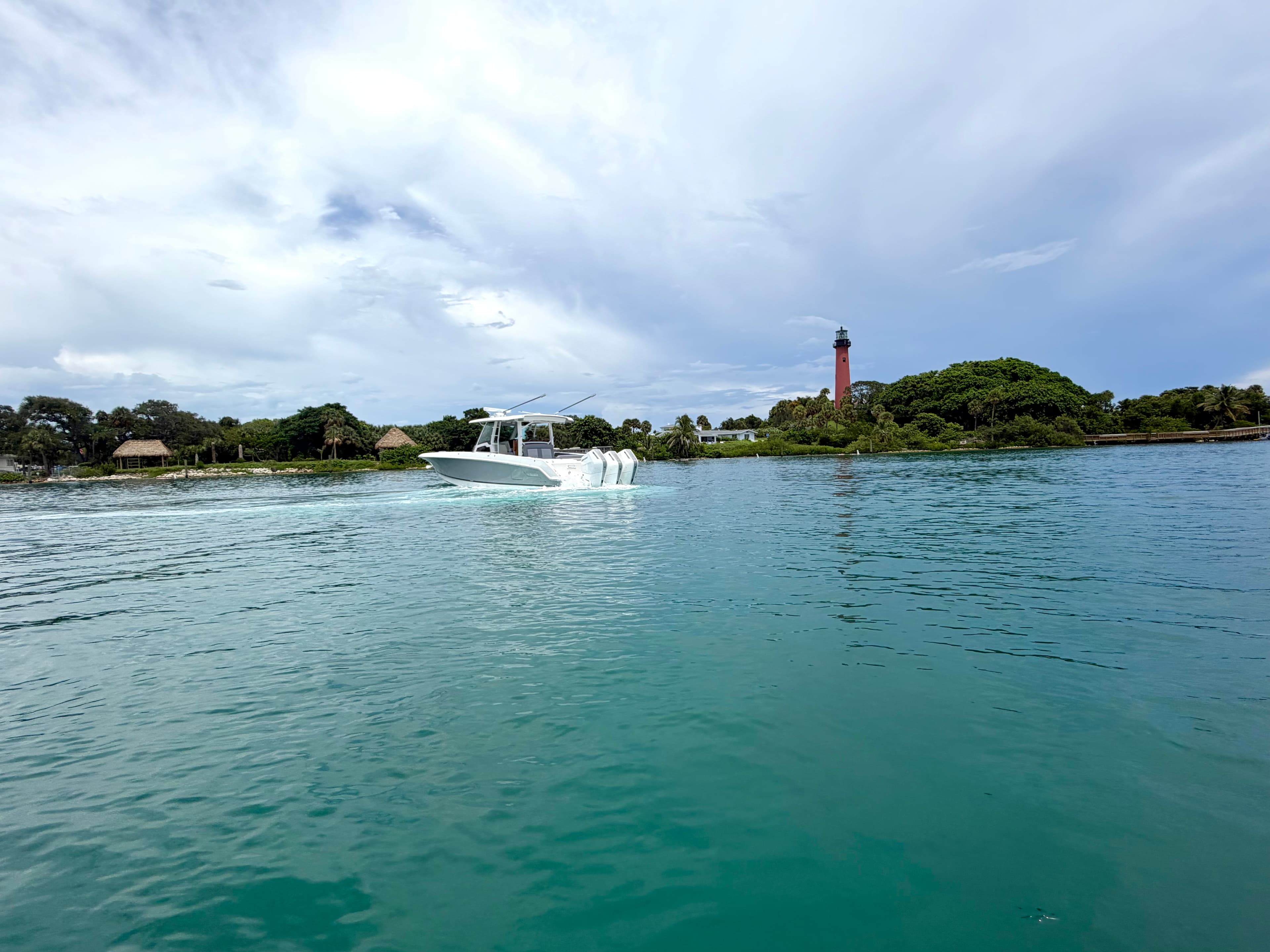 2026 Boston Whaler 380 Outrage zum Verkauf in Jupiter, Florida Center Console 5