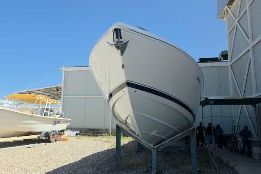 2012 Intrepid Powerboats 400 Cuddy a la venta en Lecherías, VE Cuddy Cabin 3