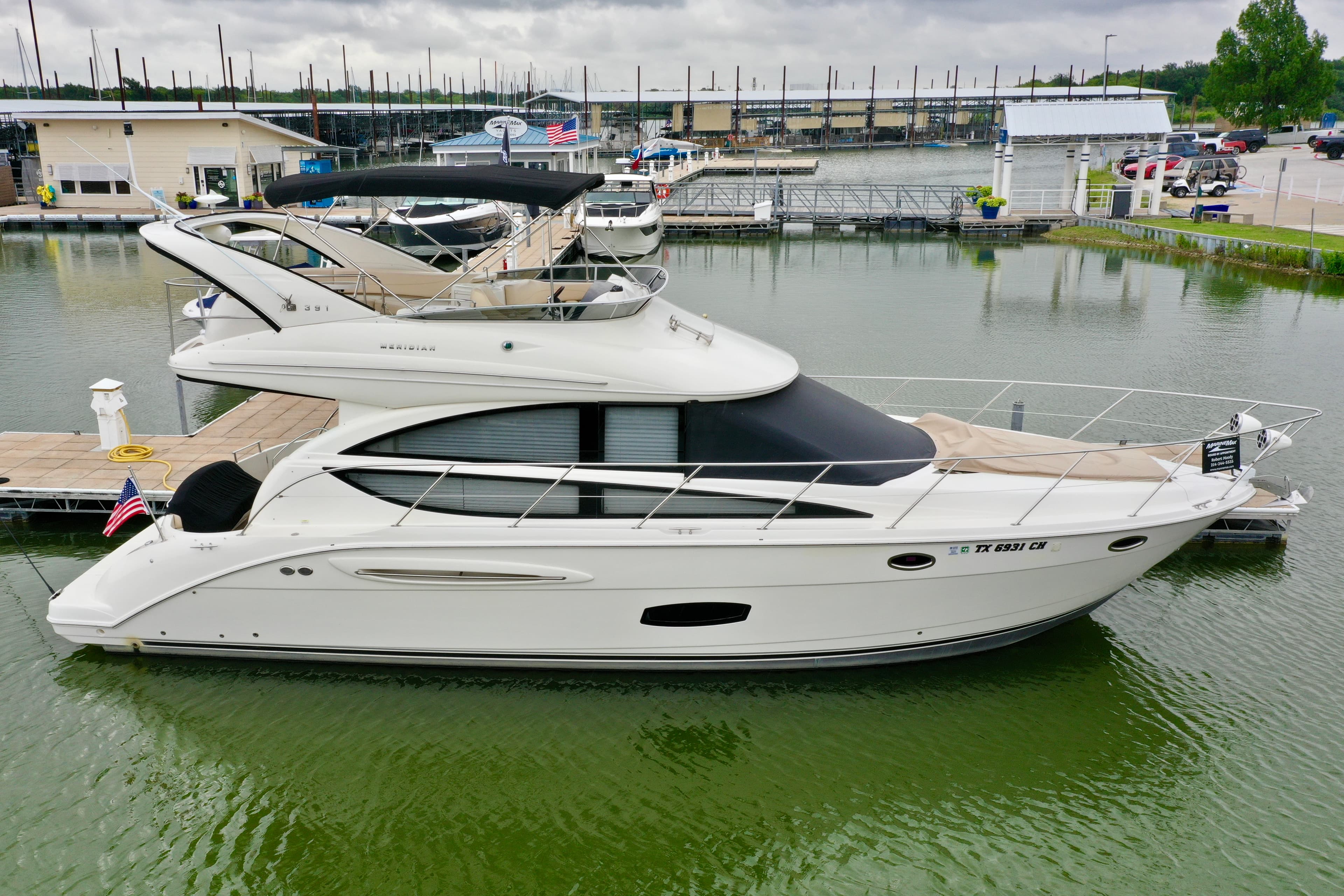 2013 Meridian 391 Sedan for Sale in Lewisville, Texas Flybridge 4