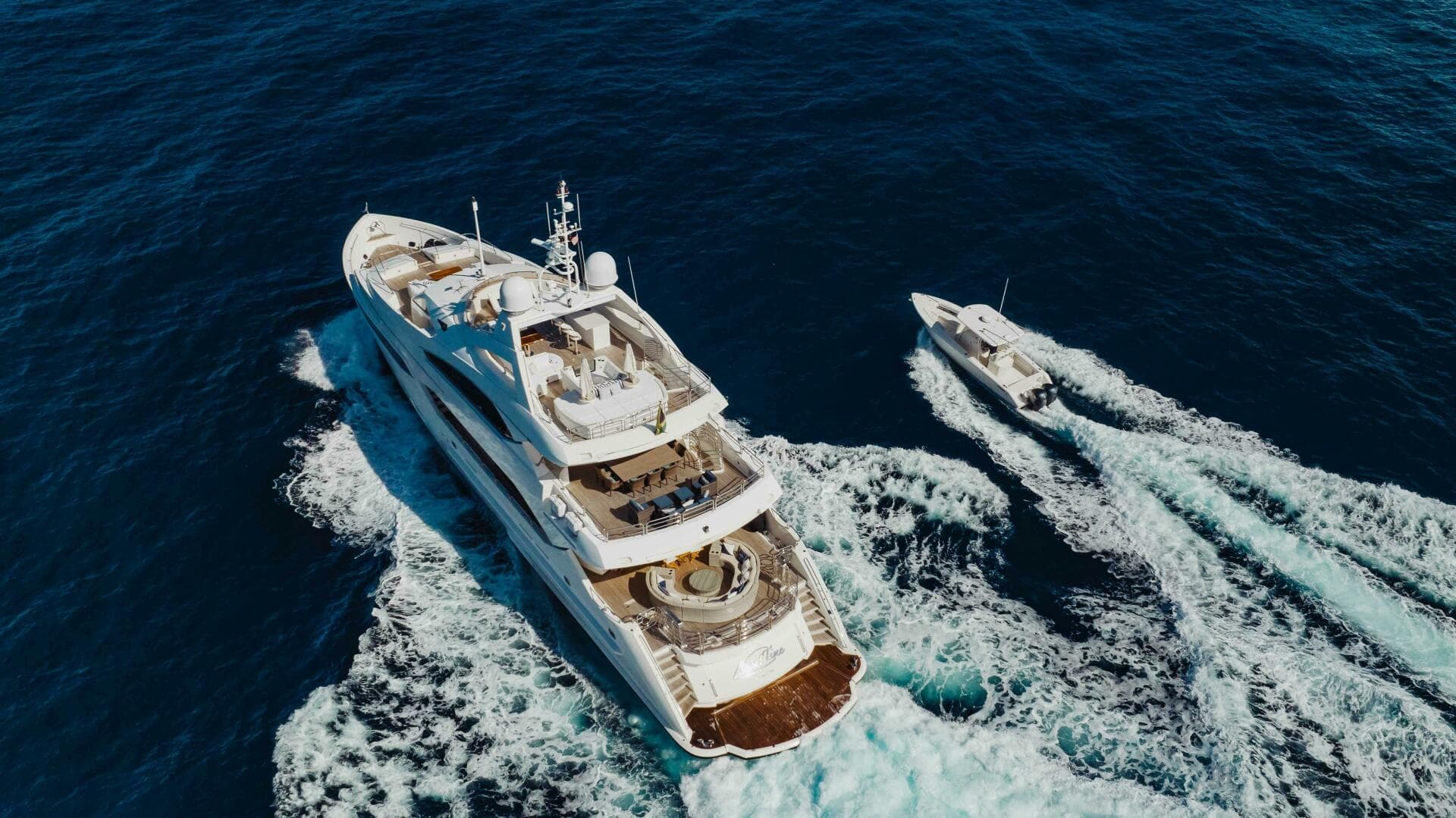 2010 Sunseeker 131 Yacht for Sale in West Palm Beach, Florida Motor Yacht 3