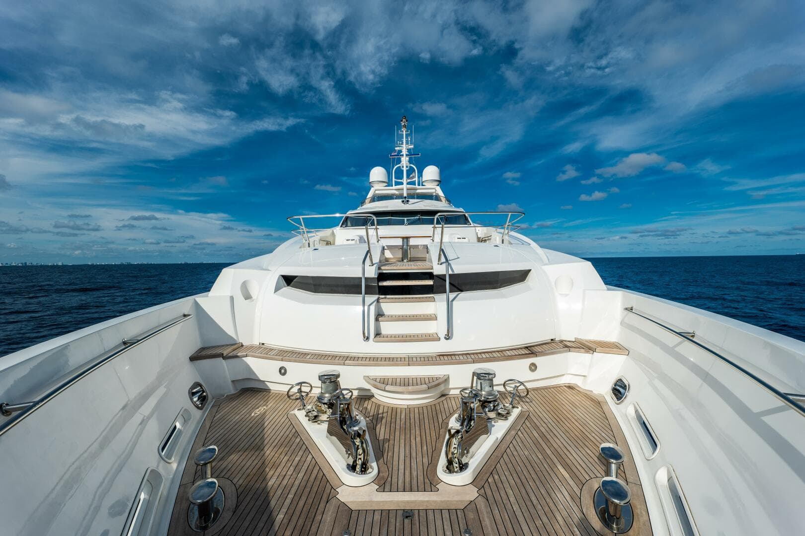 2010 Sunseeker 131 Yacht for Sale in West Palm Beach, Florida Motor Yacht 5