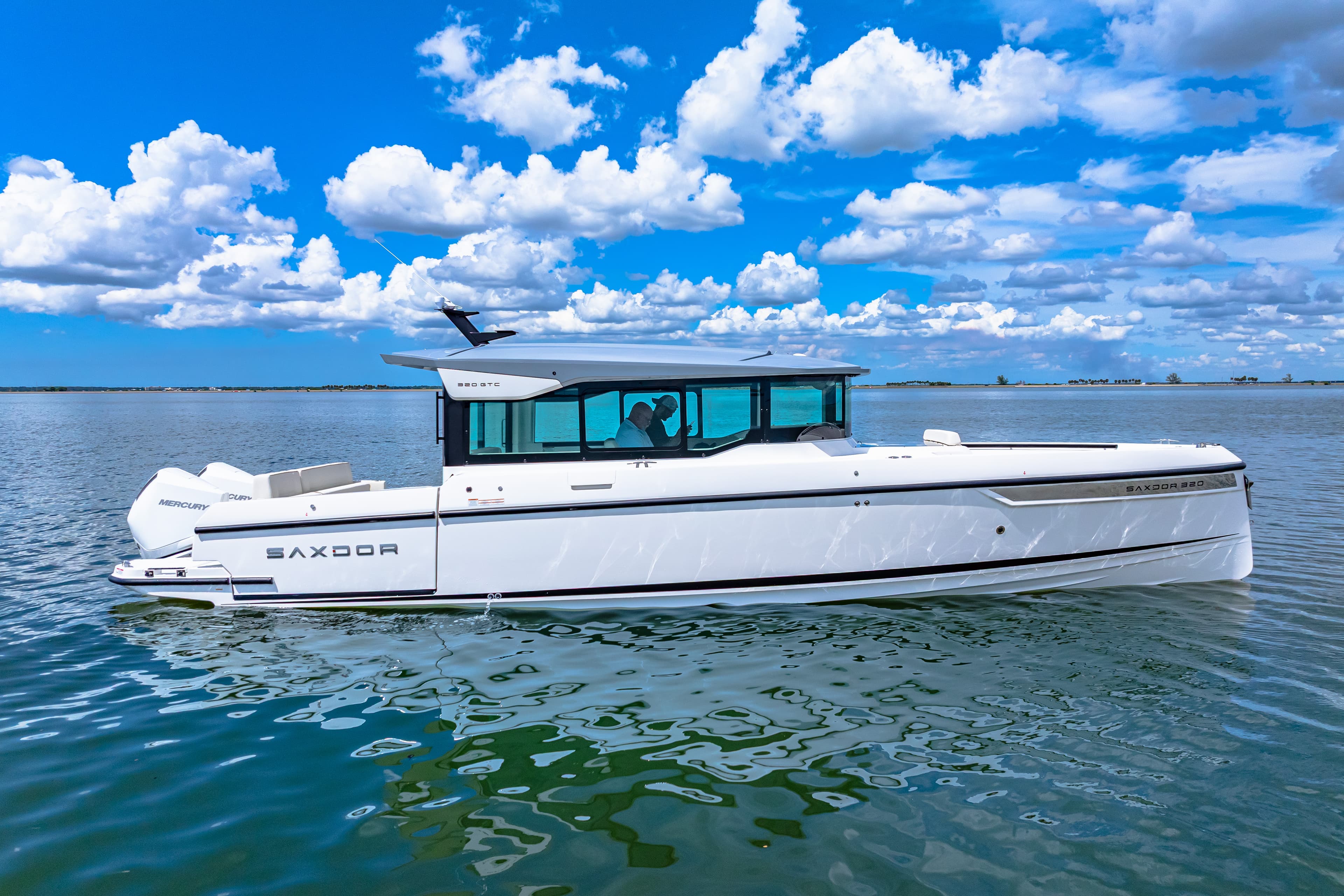 2026 Saxdor 320 GTC in vendita a Clearwater, Florida Pilothouse 2