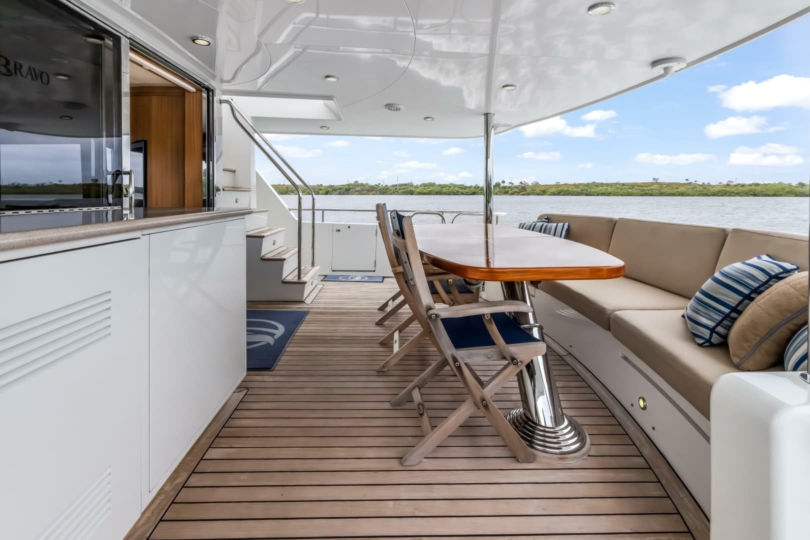 2012 Cheoy Lee Shipyards Bravo 84 for Sale in Fort Lauderdale, Florida Motor Yacht 4