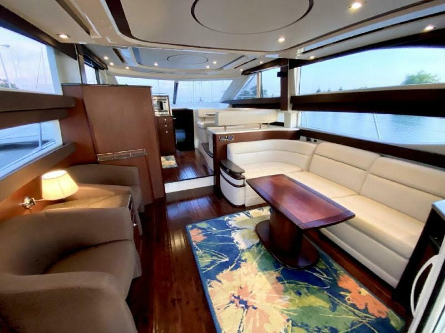2014 Meridian 441 Sold in Sandusky, Ohio Motor Yacht 5