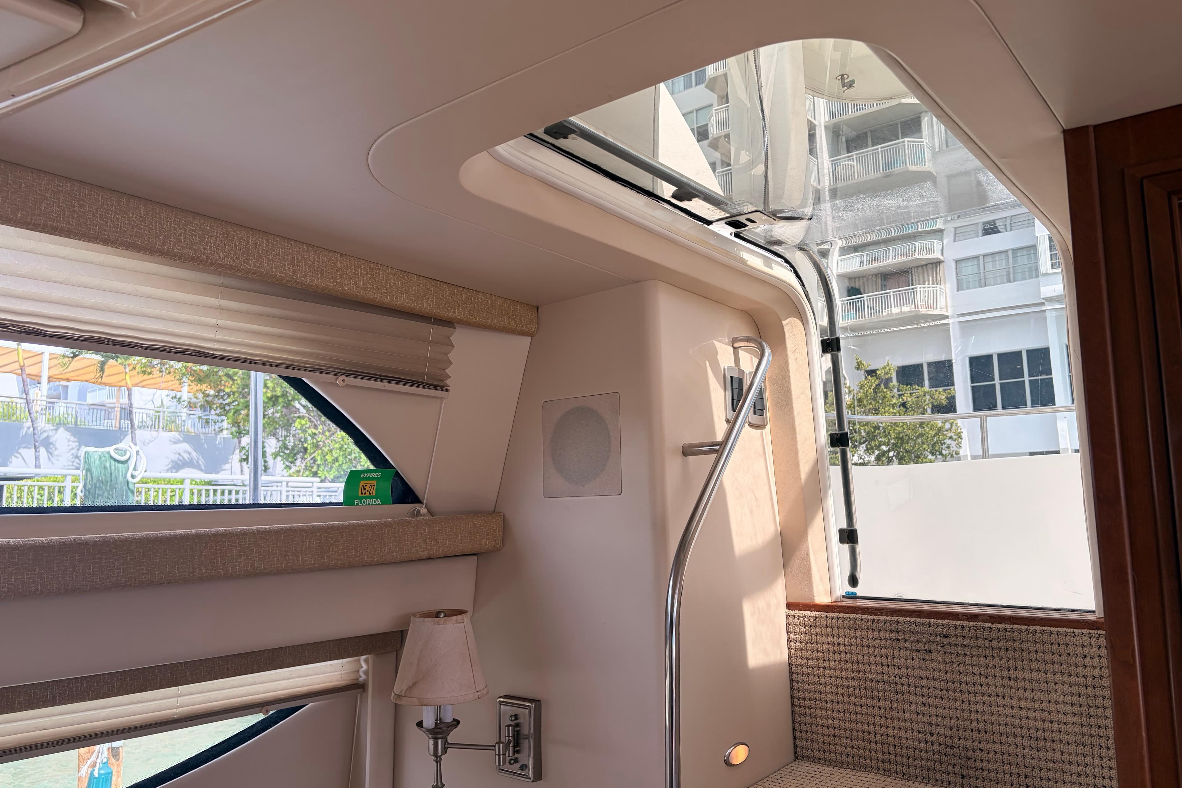 2005 Meridian 368 Motor Yacht for Sale in Aventura, Florida Aft Cabin 5