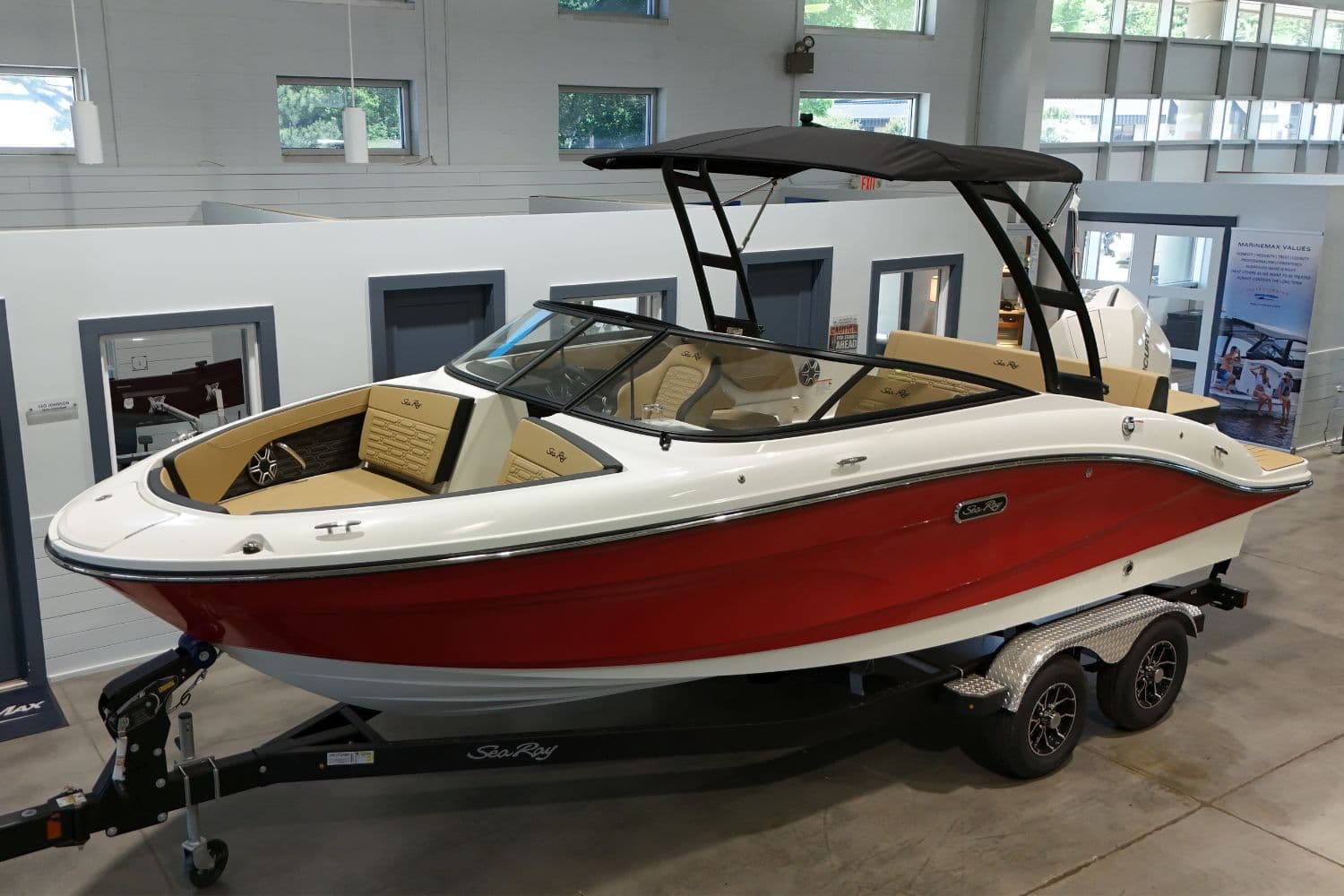 2026 Sea Ray SPX 210 Outboard in vendita a Cornelius, North Carolina Bowrider 2