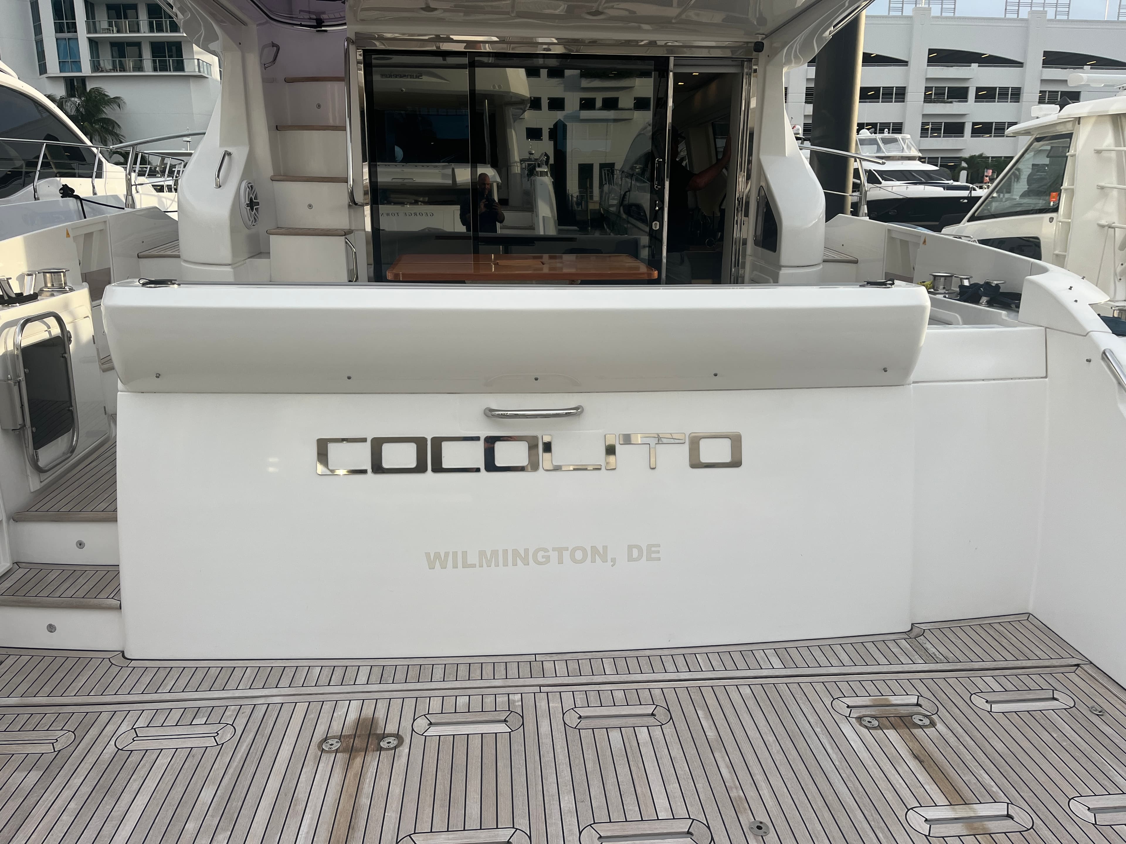 2015 Azimut 54 zum Verkauf in Miami, FL Flybridge 3