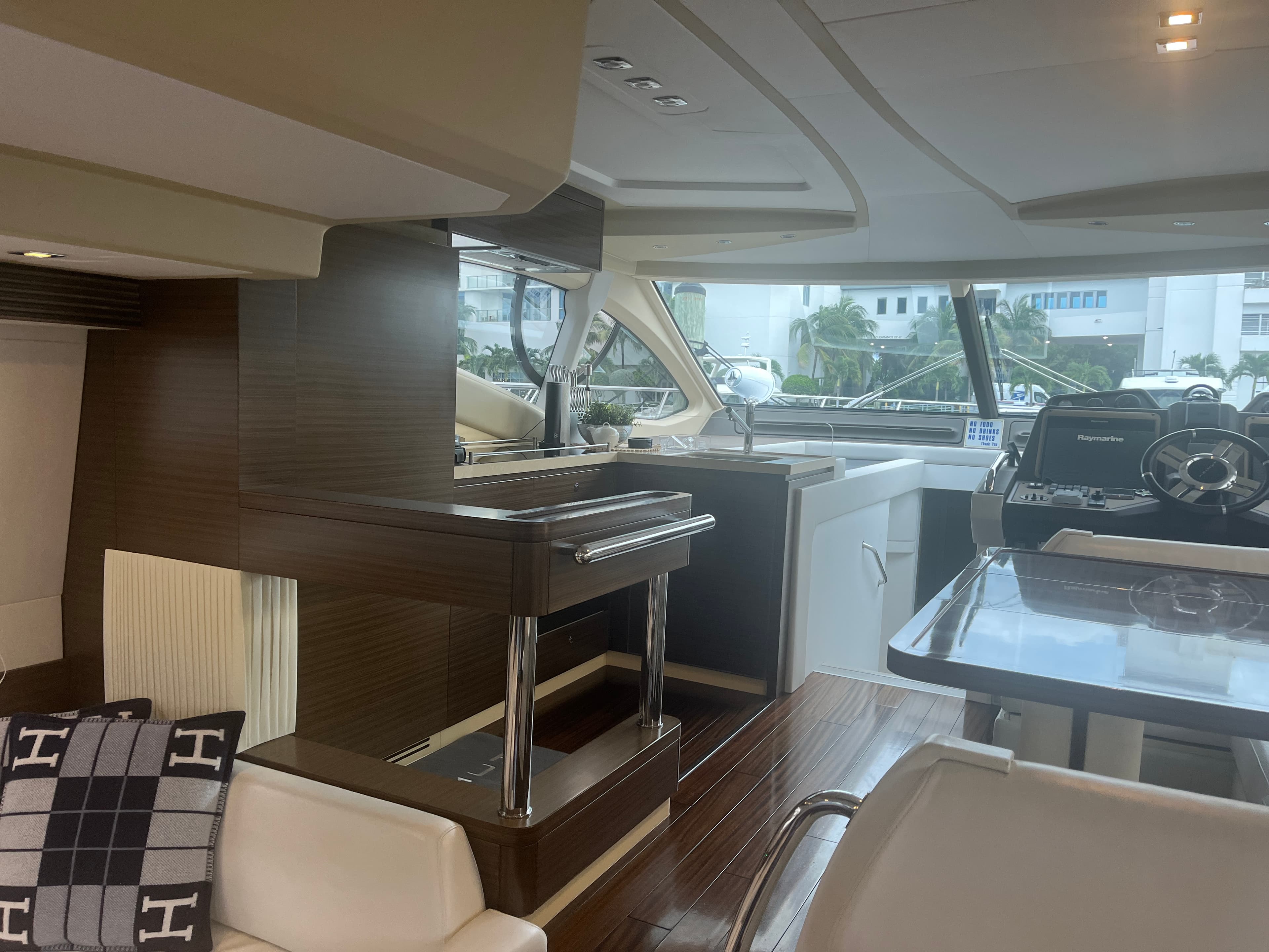 2015 Azimut 54 zum Verkauf in Miami, FL Flybridge 5