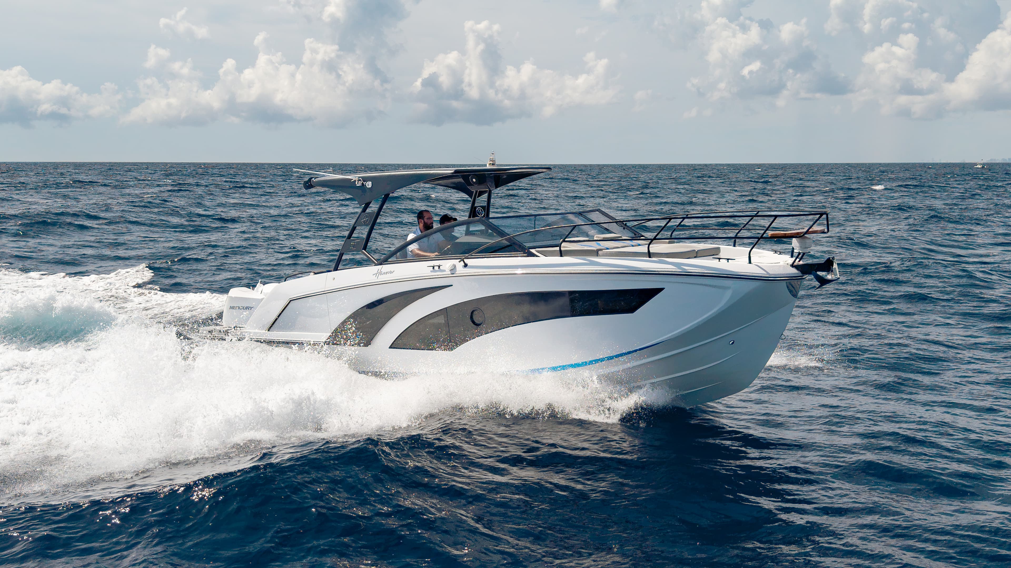2027 Hanover Yachts 327 for Sale in Chicago, Illinois Day Boats 5