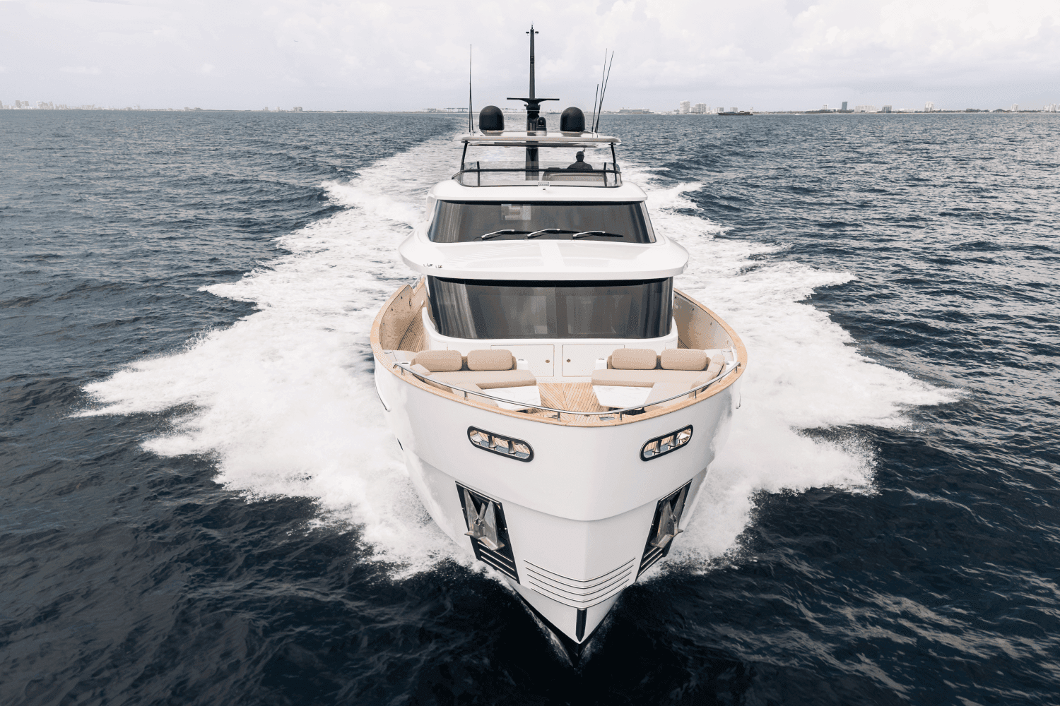 2026 Azimut Magellano 25M zum Verkauf in Dania Beach, Florida Flybridge 2