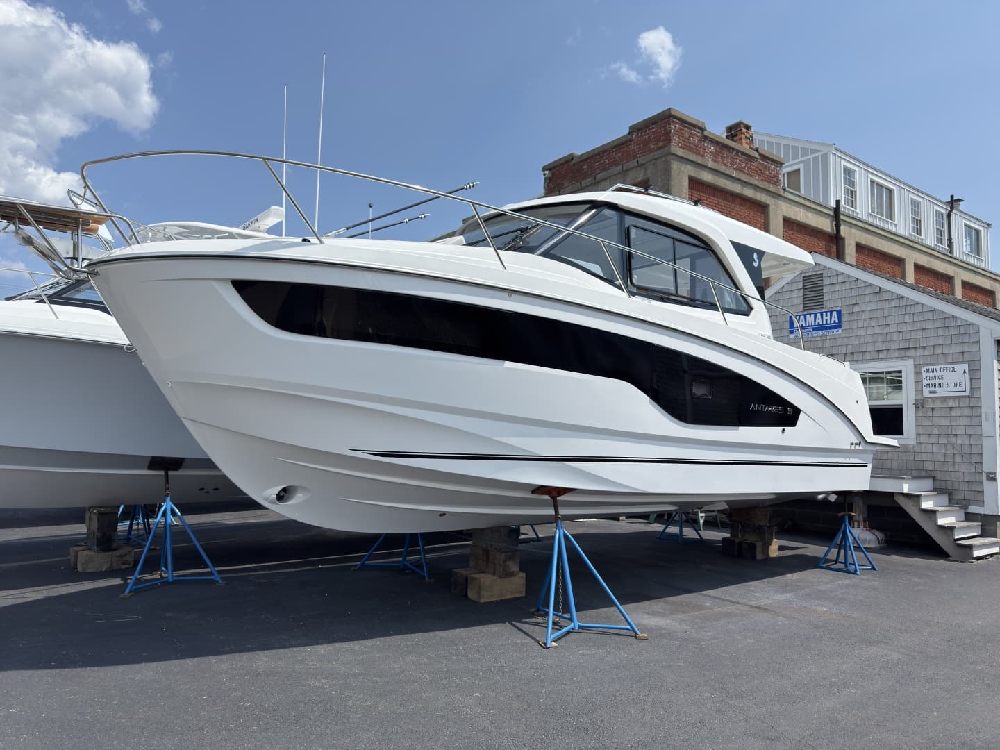 2027 Beneteau Antares 9 a la venta en South Dartmouth, Massachusetts Express Cruiser 2