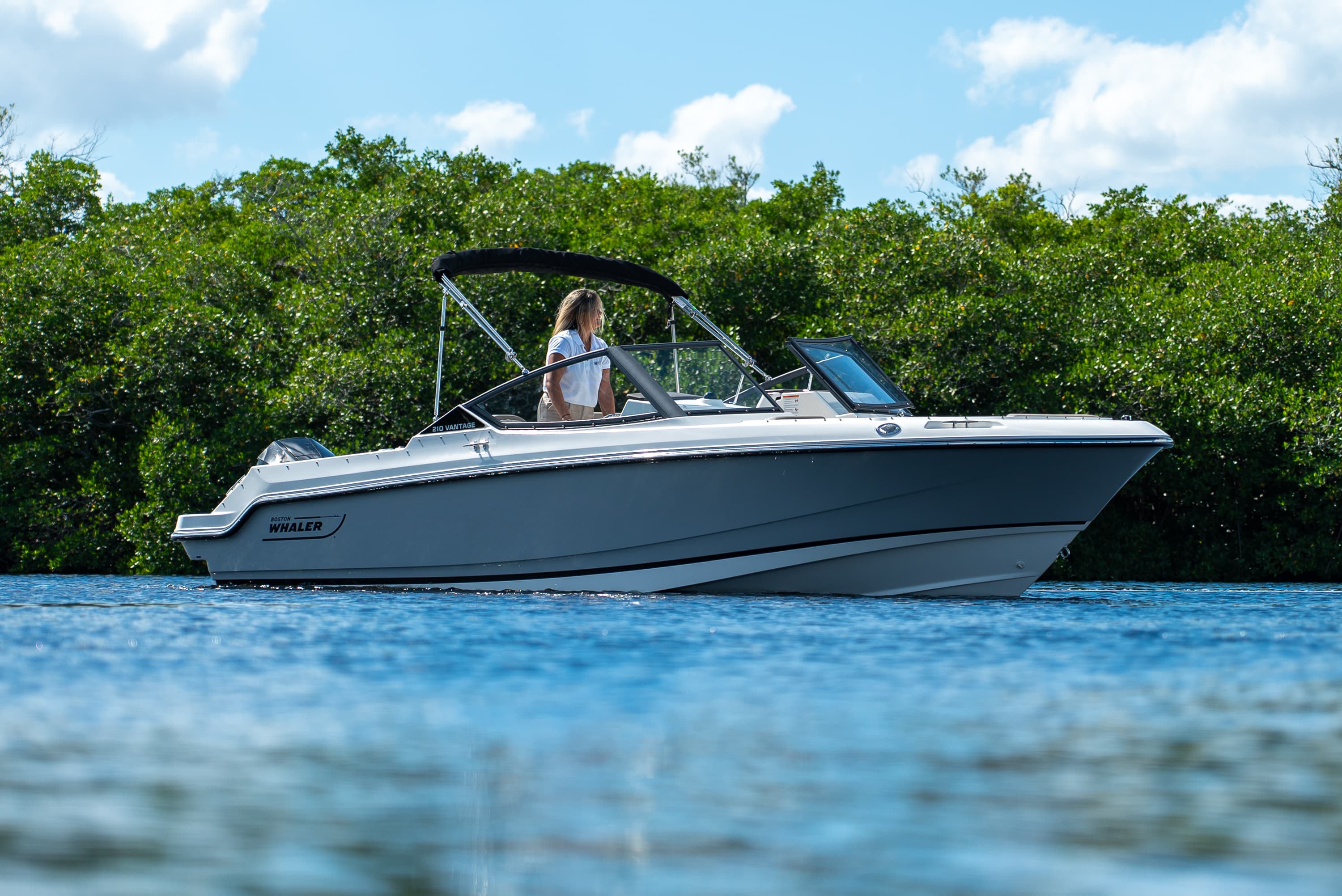 2026 Boston Whaler 210 Vantage zum Verkauf in Fort Myers, FL Bowrider