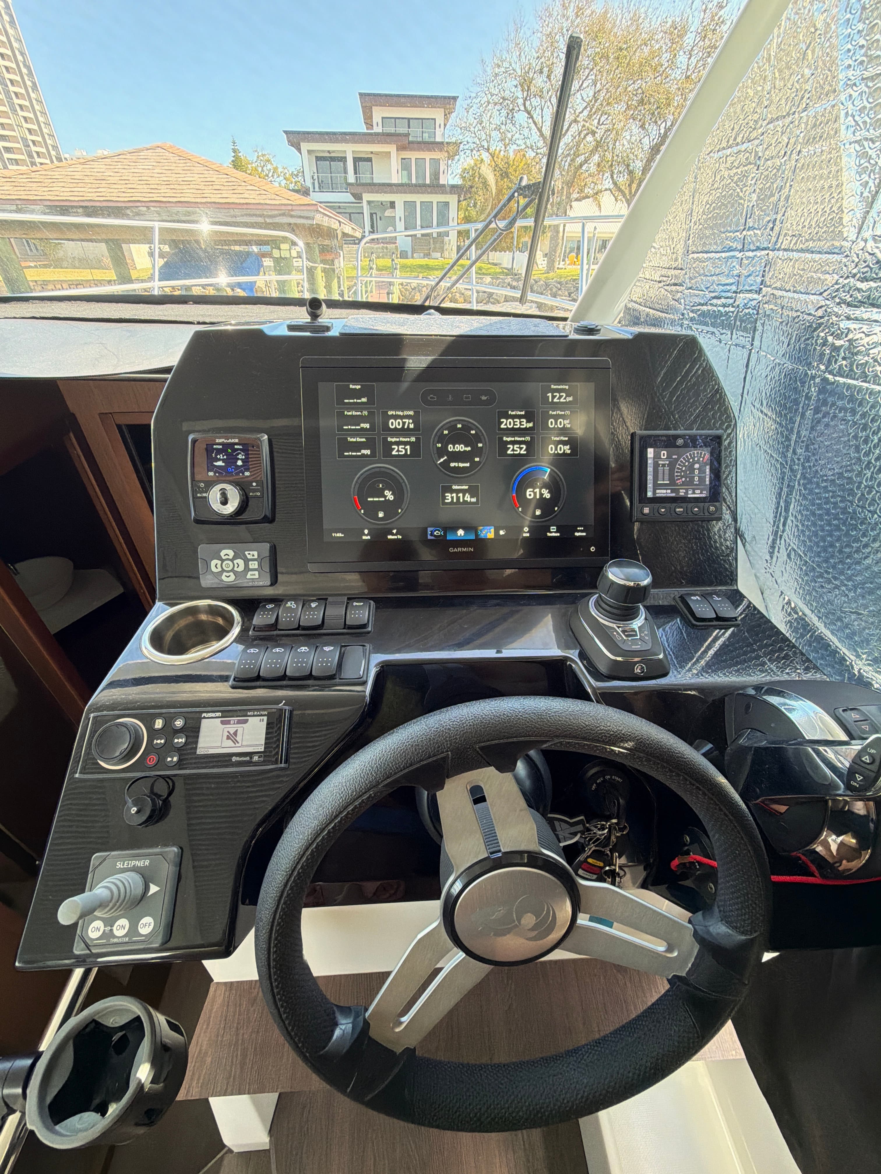 2023 Beneteau Antares 11 for Sale in Cape Canaveral, Florida Express Cruiser 5