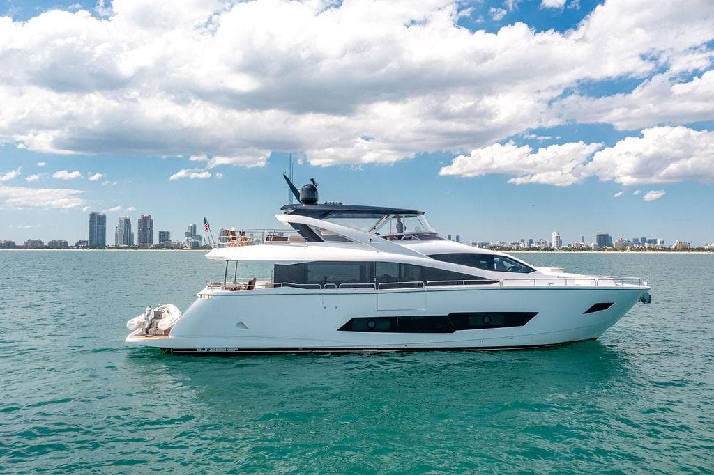 2021 Sunseeker 86 Yacht for Sale in Miami Beach, Florida Flybridge