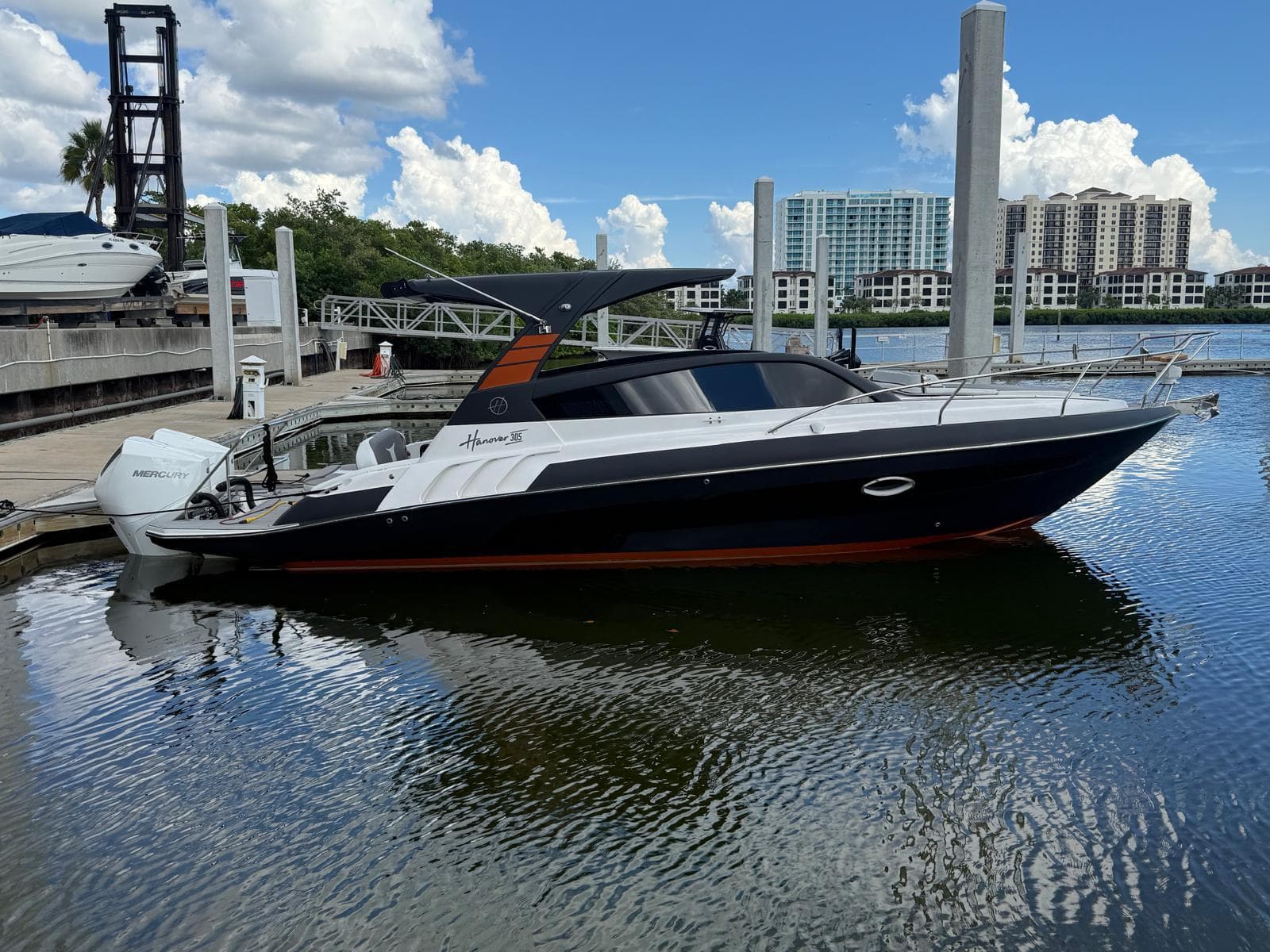 2025 Hanover Yachts 305 for Sale in Tampa, Florida Express Cruiser 2