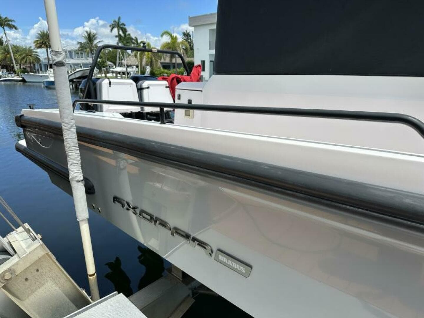 2021 Axopar 37 XC Cross Cabin zum Verkauf in Stuart, Florida Center Console 4