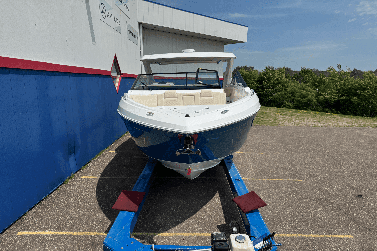 2026 Cruisers Yachts 34 GLS I/O for Sale in Excelsior, Minnesota Sport Cruiser 2