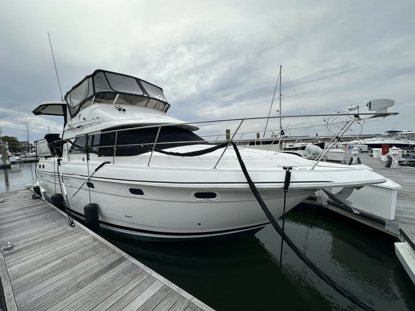 1998 Cruisers Yachts 3650 Aft Cabin in vendita a Seabrook Island, South Carolina Motor Yacht