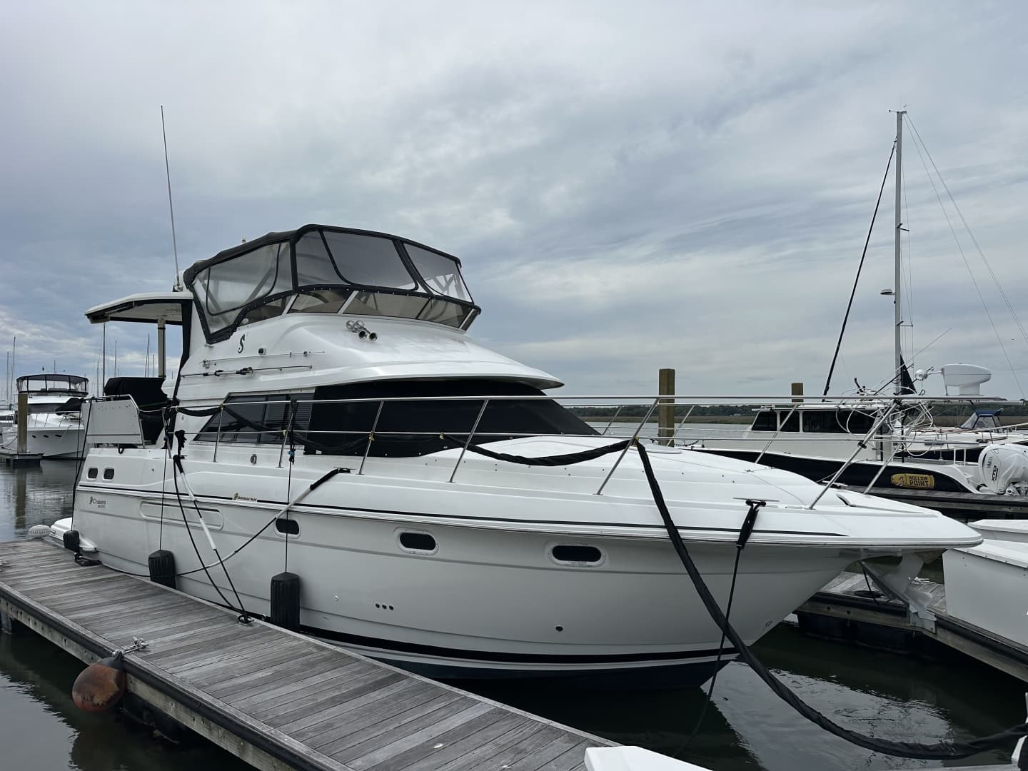 1998 Cruisers Yachts 3650 Aft Cabin in vendita a Seabrook Island, South Carolina Motor Yacht 2