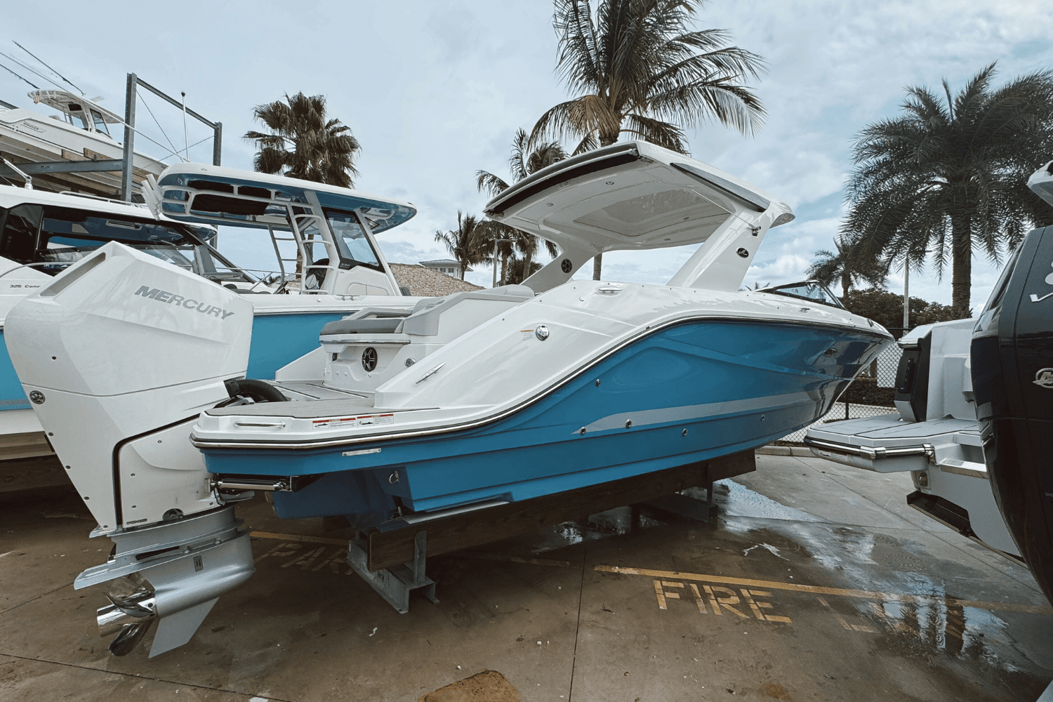 2026 Sea Ray SLX 310 Outboard in vendita a Jupiter, Florida Bowrider