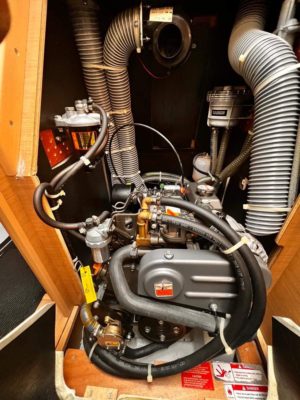 2021 Jeanneau Sun Odyssey 349 for Sale in Saint-Mandrier-sur-Mer, FR Racer/Performance 2