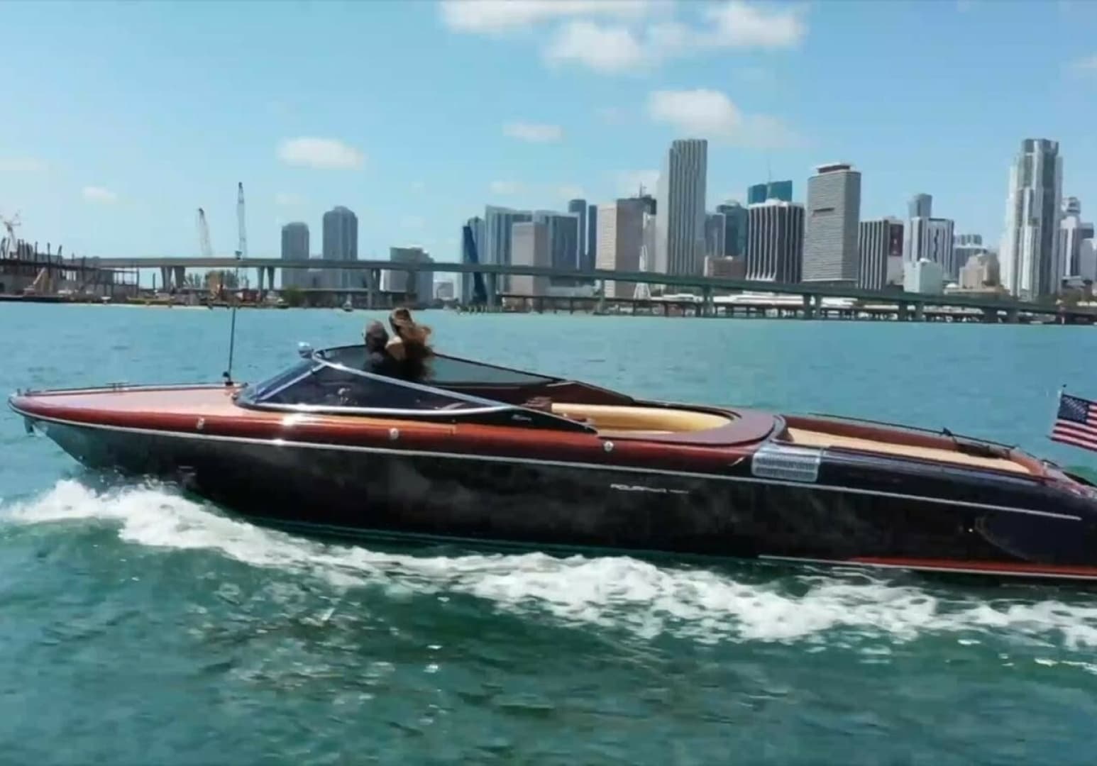 2009 Riva Aquariva 33 Sold in Miami Beach, Florida Runabout 2