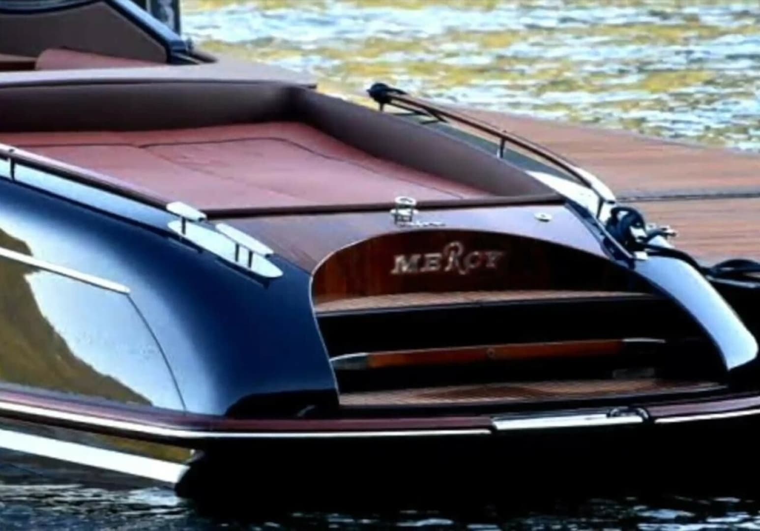 2009 Riva Aquariva 33 Sold in Miami Beach, Florida Runabout 5