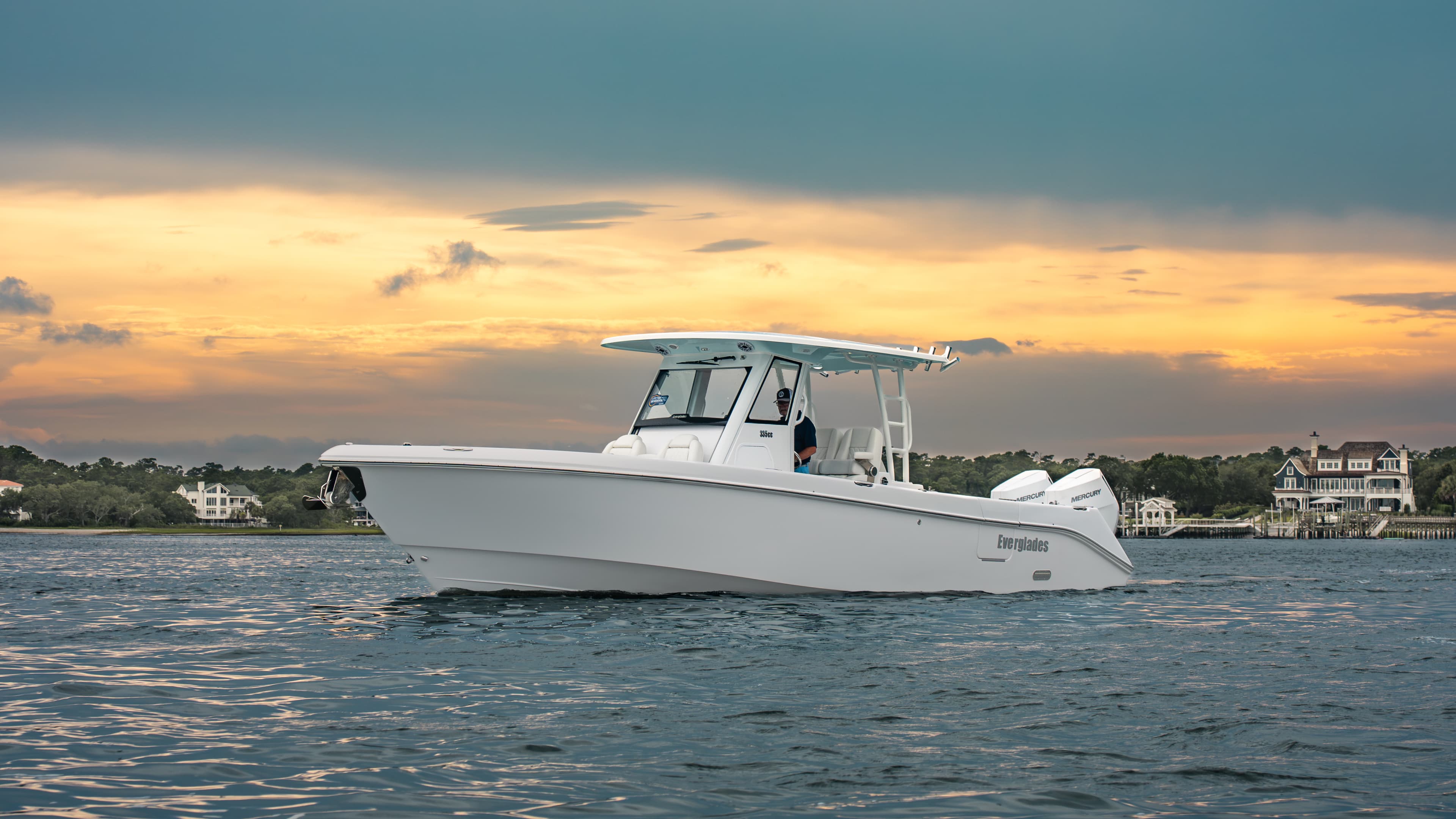 2026 Everglades Boats 335CC for Sale in Wrightsville Beach, North Carolina Center Console 2