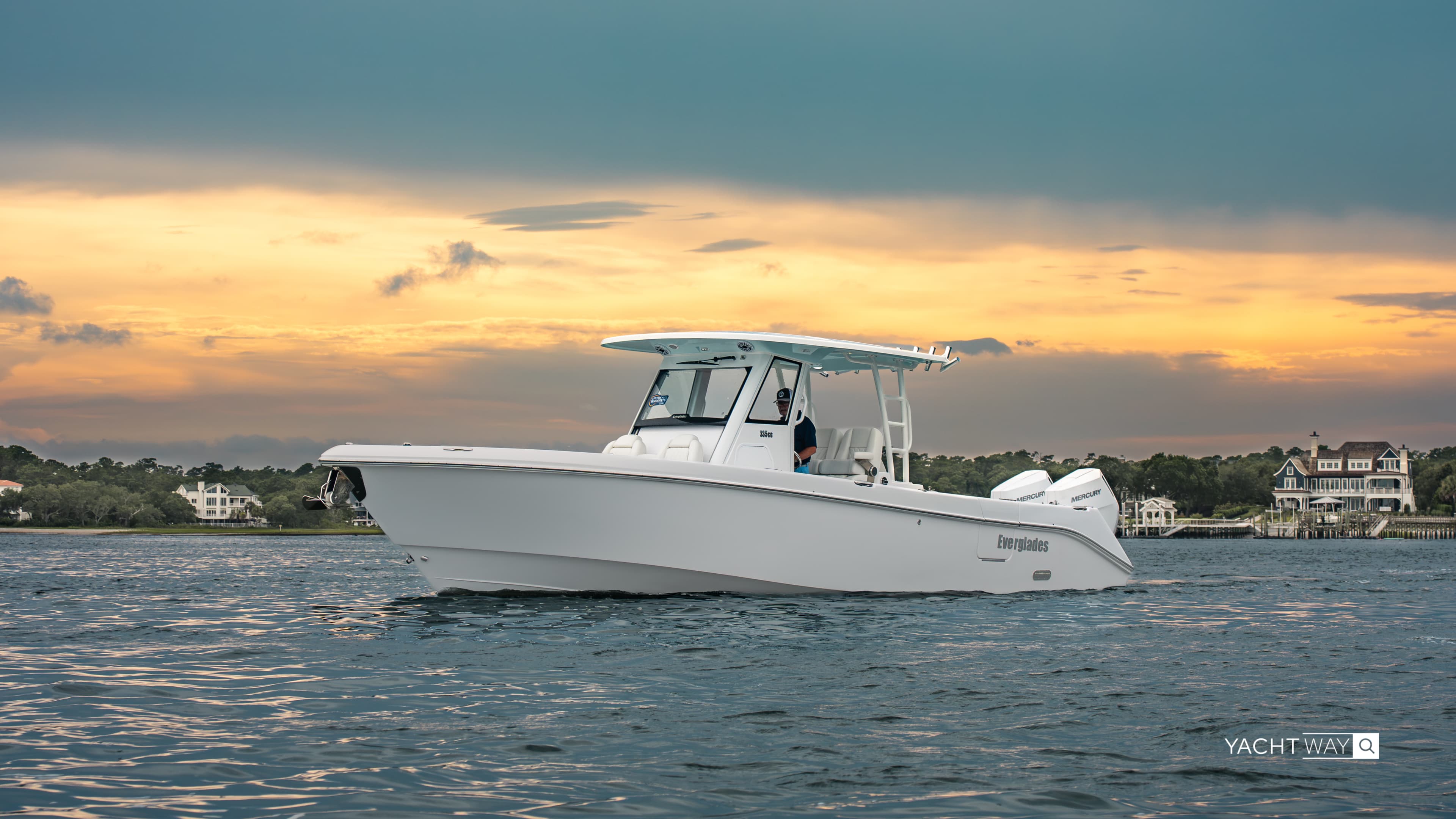 2026 Everglades Boats 335CC for Sale in Wrightsville Beach, North Carolina Center Console 2