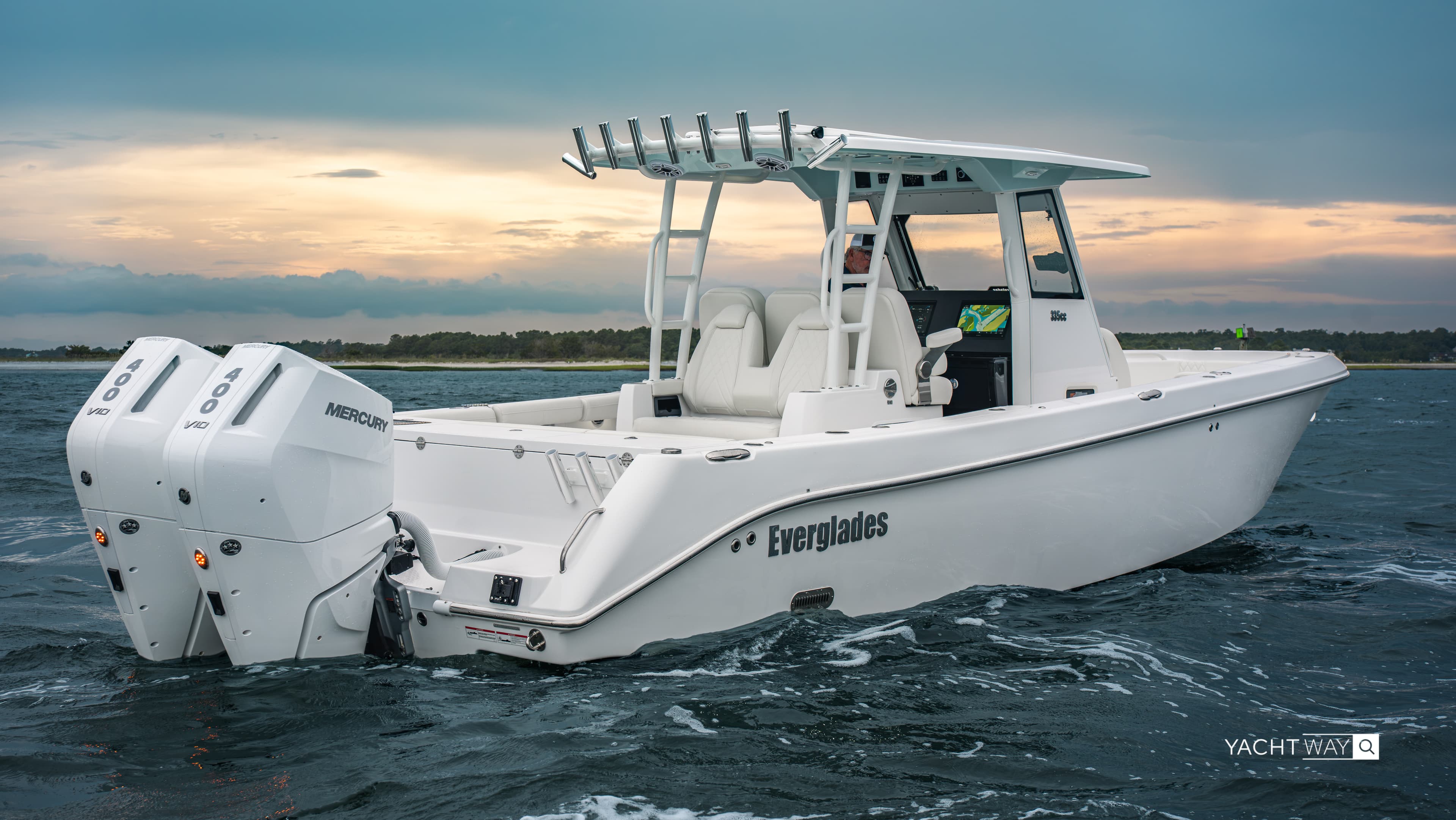 2026 Everglades Boats 335CC for Sale in Wrightsville Beach, North Carolina Center Console 3
