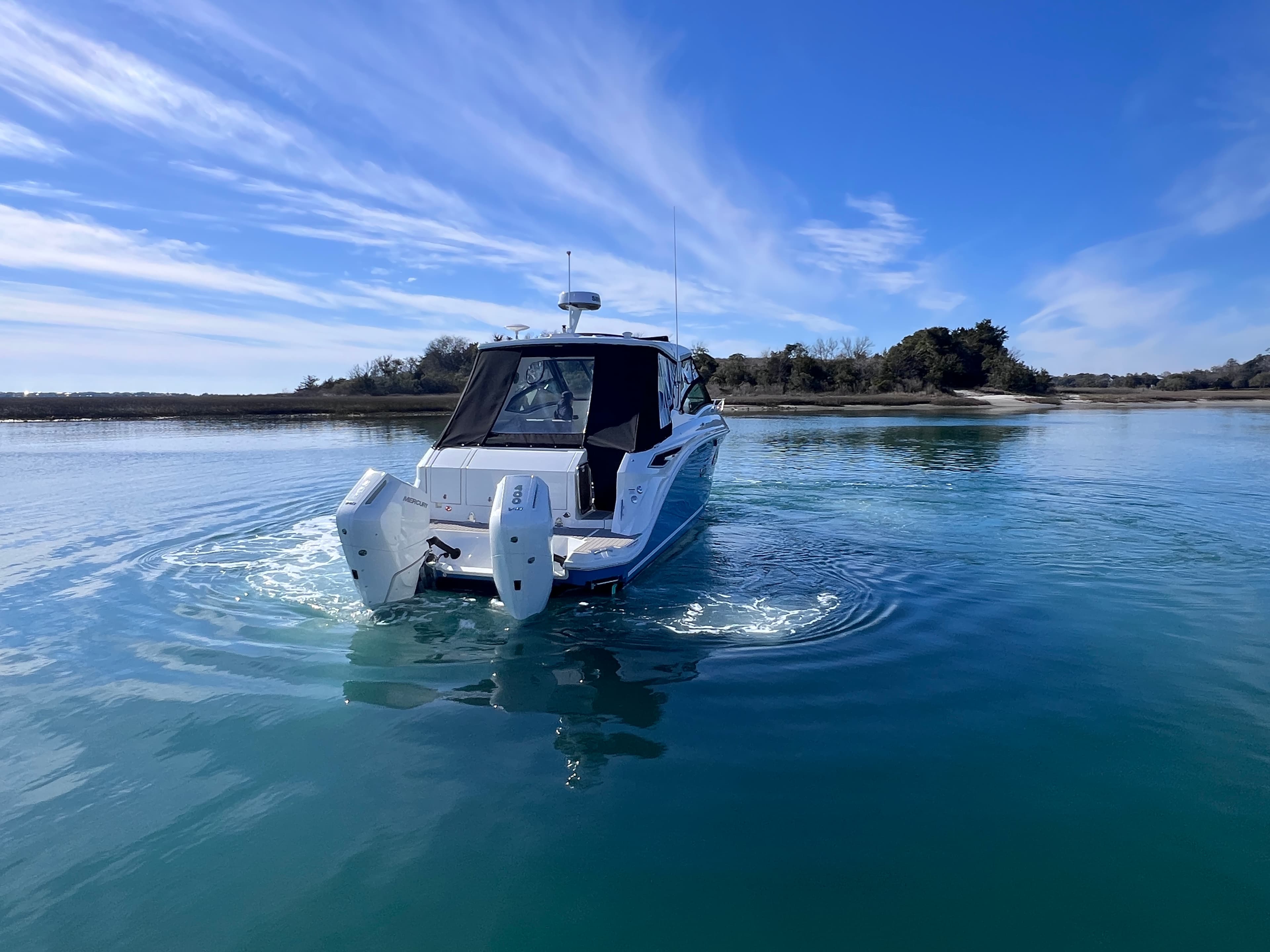 2026 Sea Ray Sundancer 320 Outboard for Sale in Wrightsville Beach, North Carolina Express Cruiser 3
