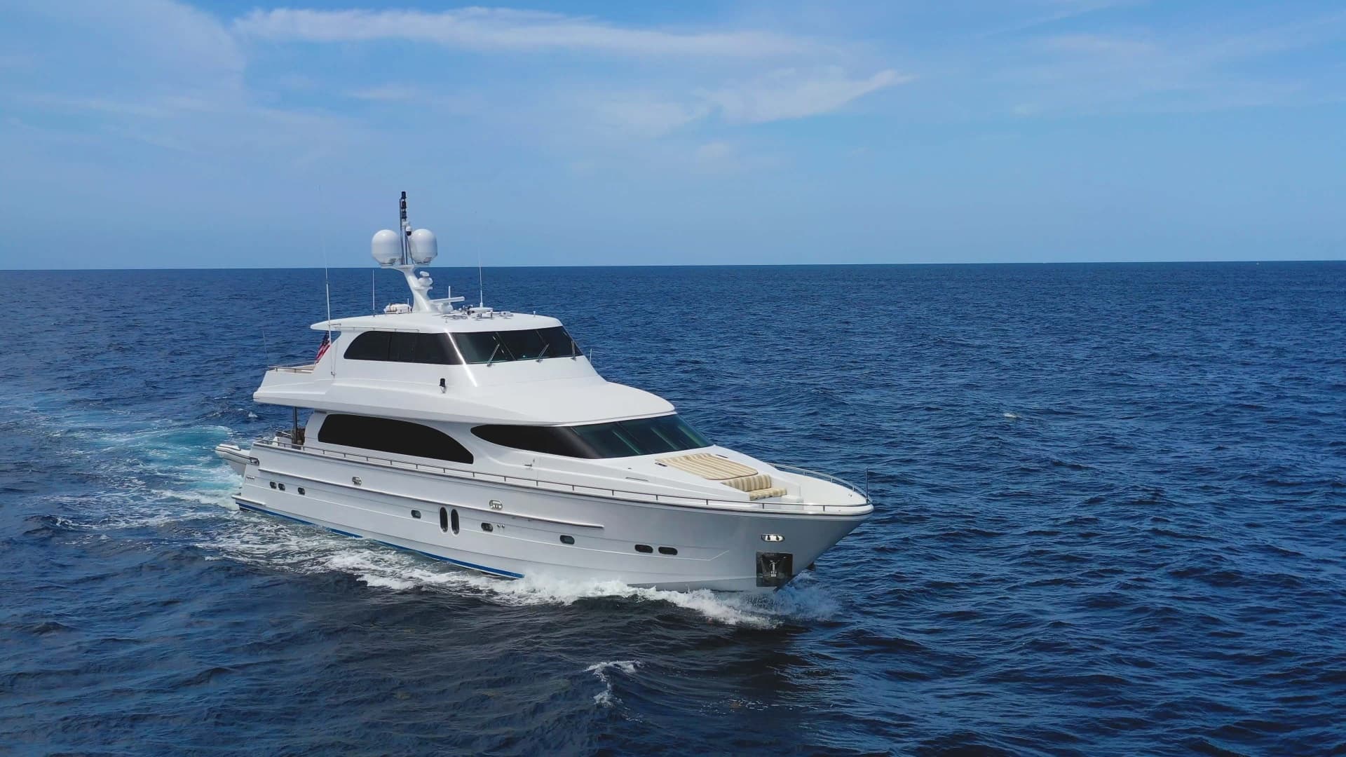 2007 Horizon Elegance 82 for Sale in Nantucket, Massachusetts Motor Yacht 3