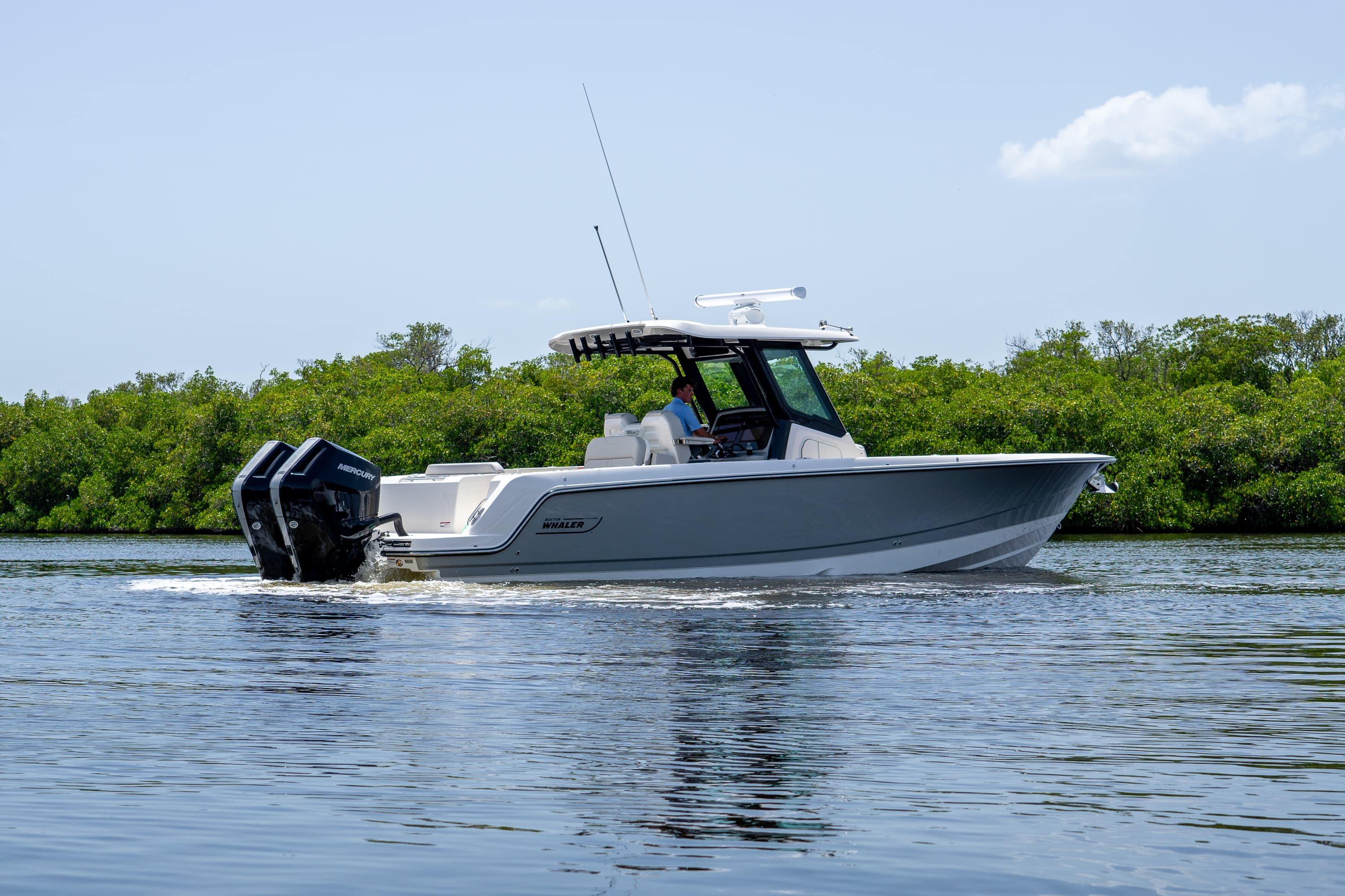 2026 Boston Whaler 330 Outrage zum Verkauf in Fort Myers, FL Center Console 4