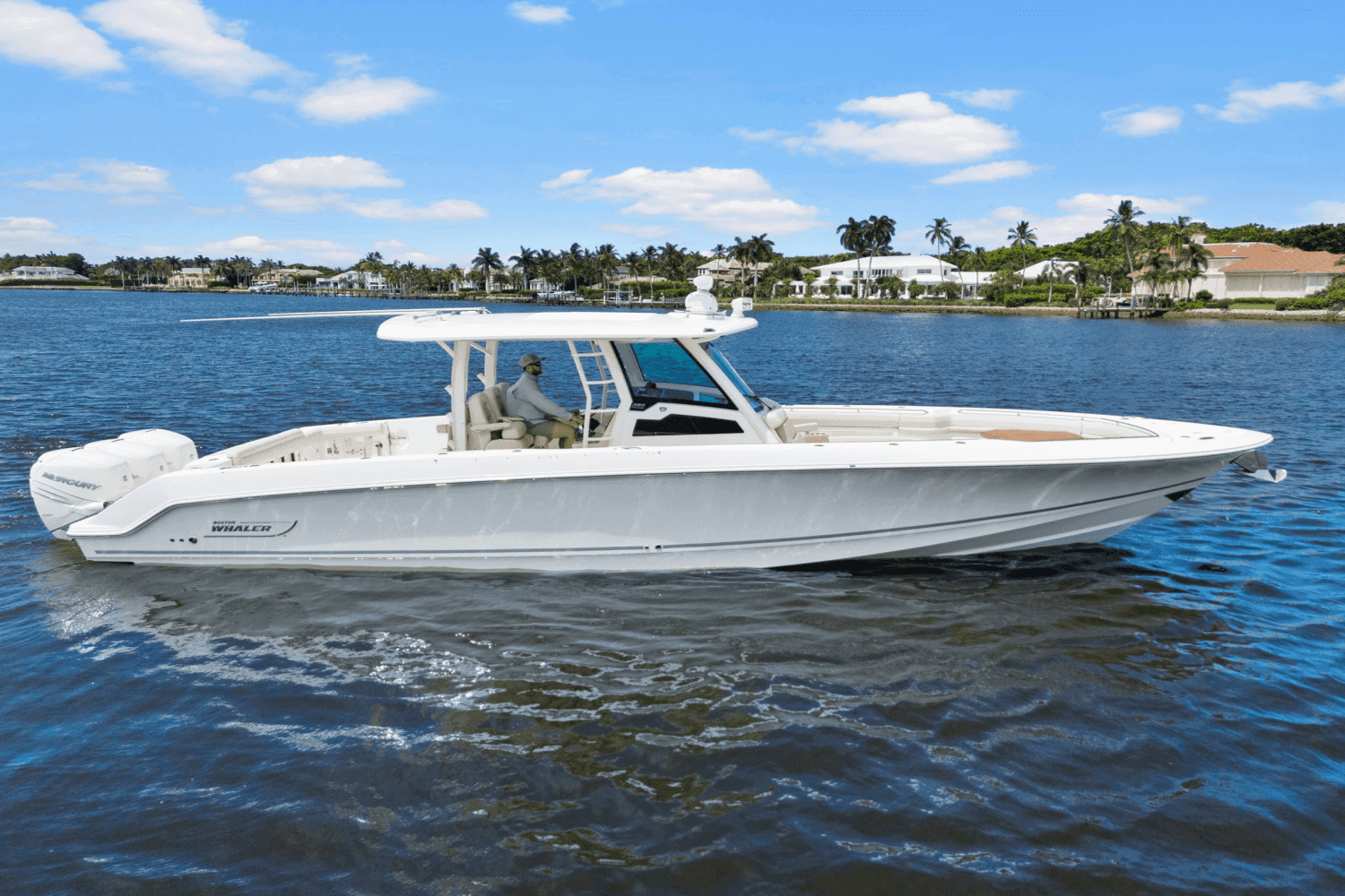 2018 Boston Whaler 380 Outrage zum Verkauf in Naples, Florida Center Console