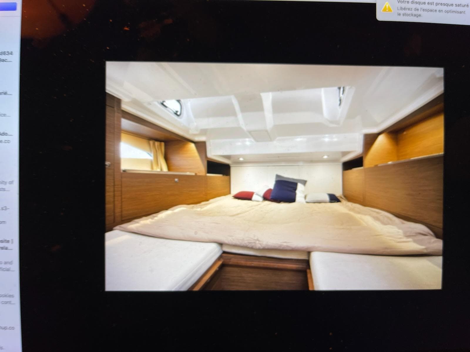 2019 Jeanneau Cap Camarat 10.5 WA in vendita a Marseille, FR Walk-around Boats 4