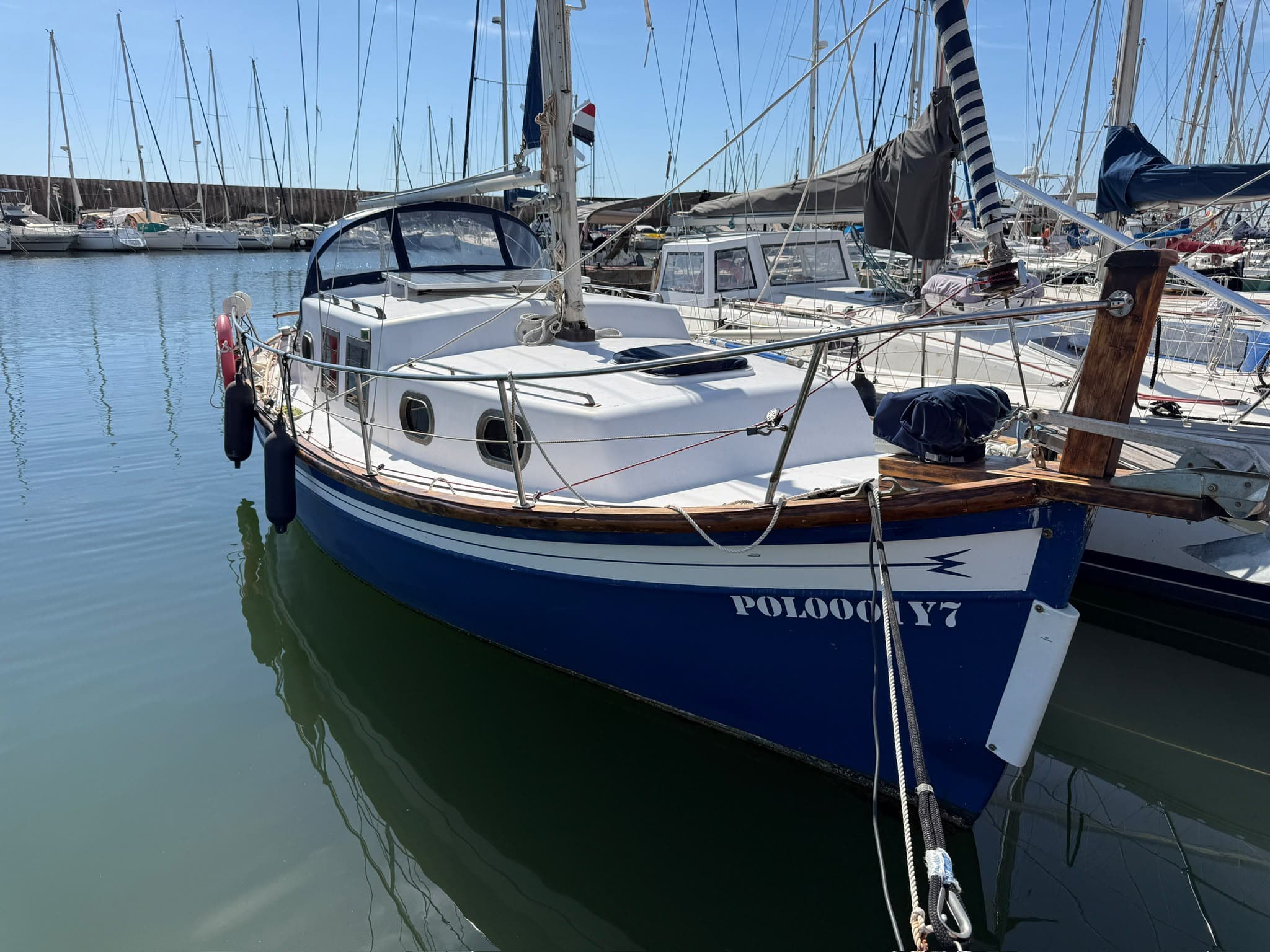 1977 Myabca Delfín 28 in vendita a El Masnou, ES Motorsailer 2